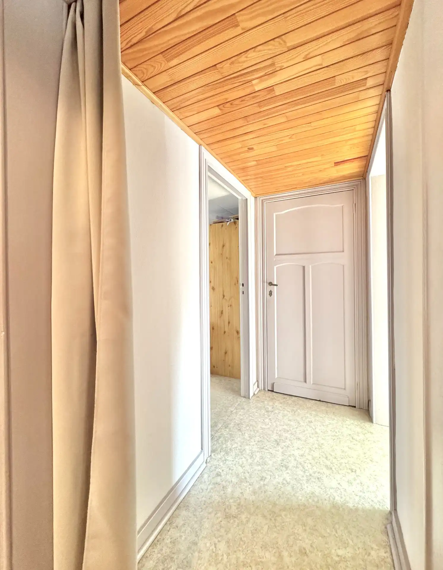 TWEEWOONST | TUIN | GARAGE | 1.121 M² foto 26