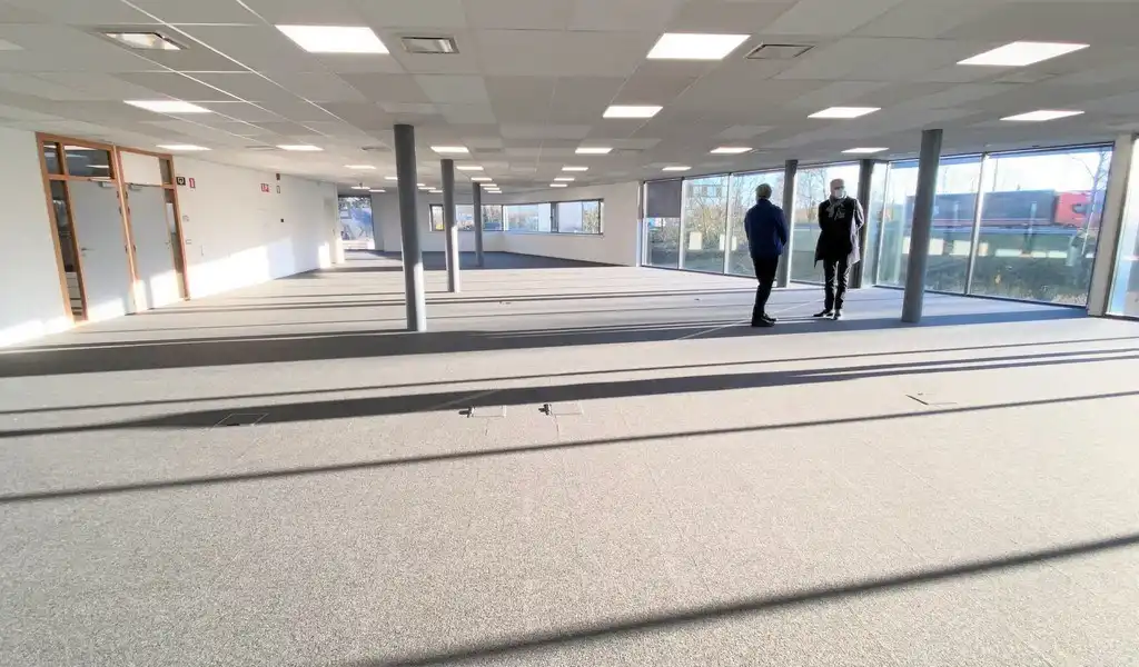 Strategisch gelegen eigentijdse kantoren te huur in Melle foto 6