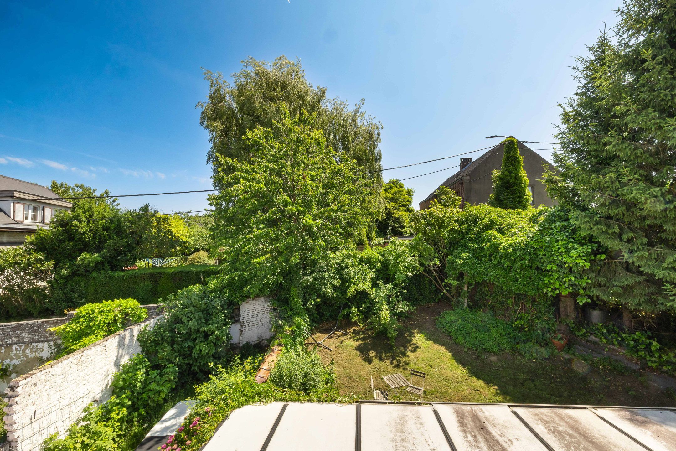 Huis met 4 slpk, van 220 m² en een perceel van 295 m². foto 18