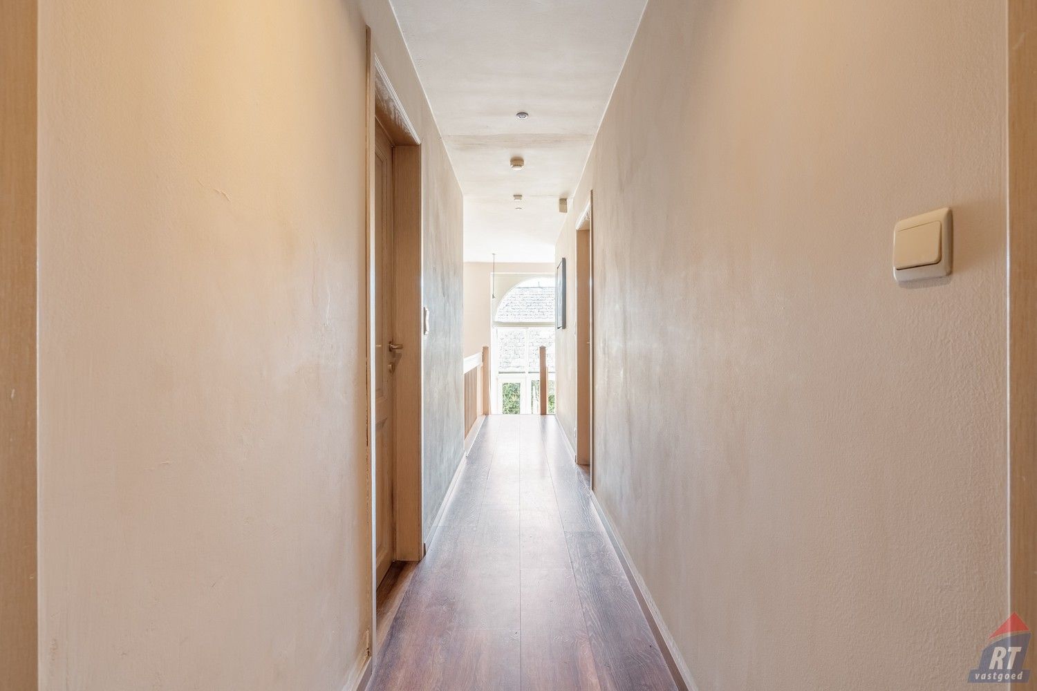 Stijlvol wonen in het groen: karaktervolle villa nabij het kasteel van Ordingen foto 12