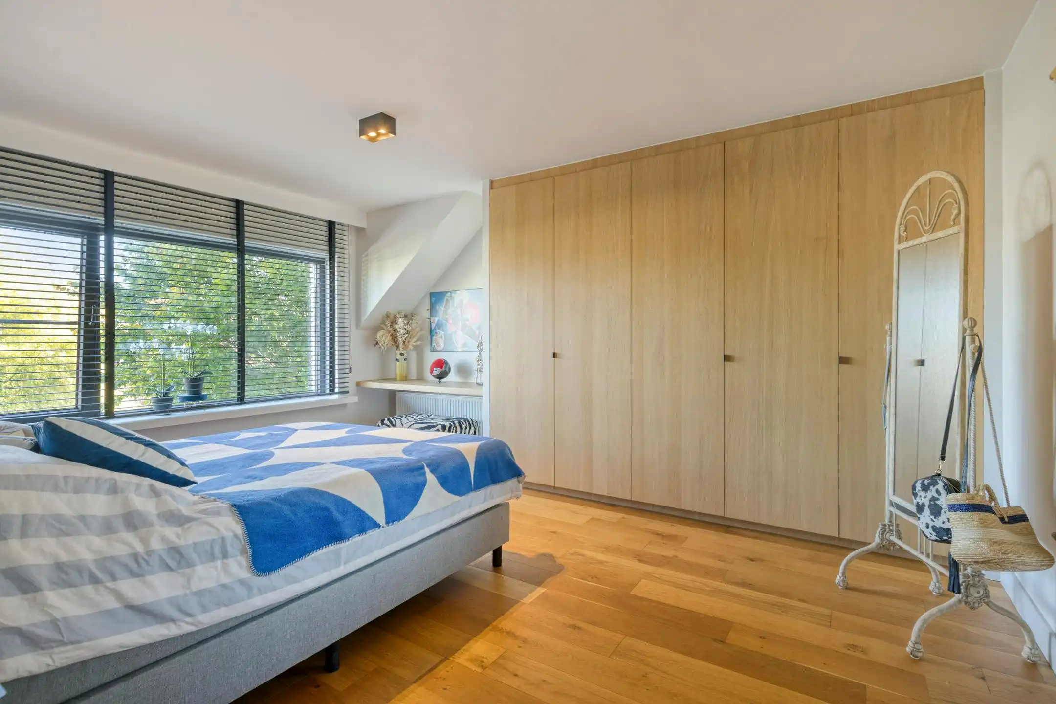 Prachtig gerenoveerde woning met 3 slaapkamers en zonnige tuin! foto 11