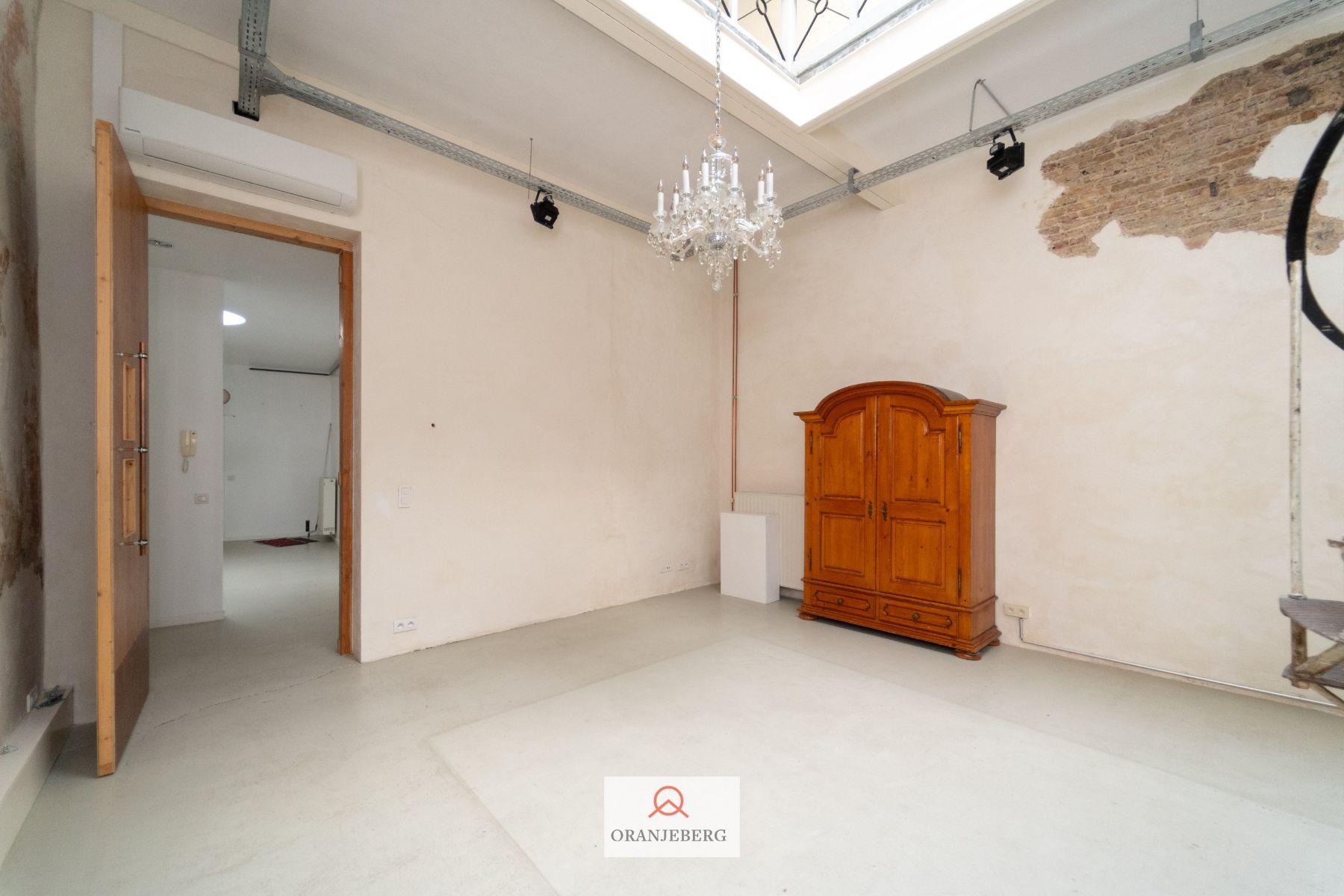 Polyvalente atelierruimte-magazijn-loods foto 29