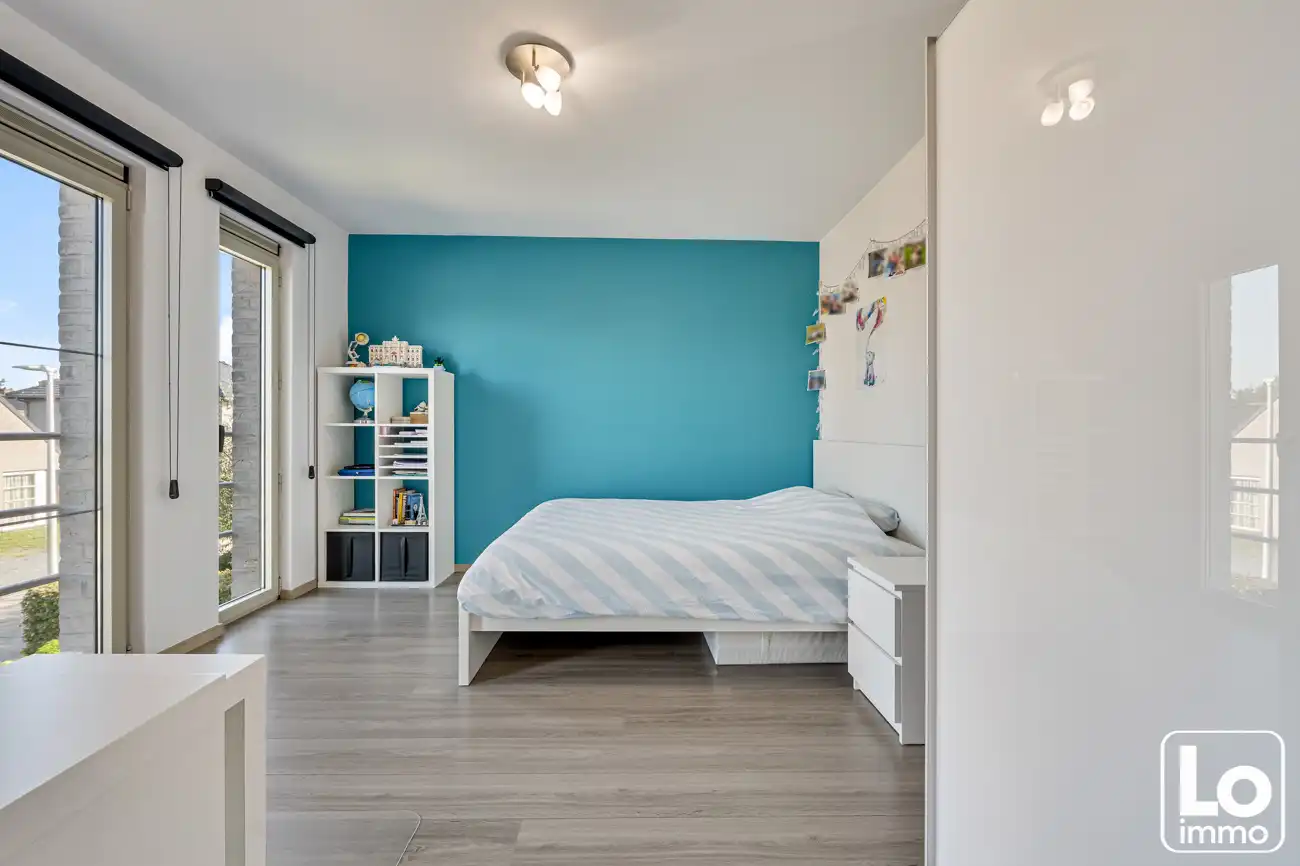 Instap klare moderne open villa met dubbele inpandige garage en een gezellige tuin op een toplocatie nabij het centrum van Lochristi! foto 54