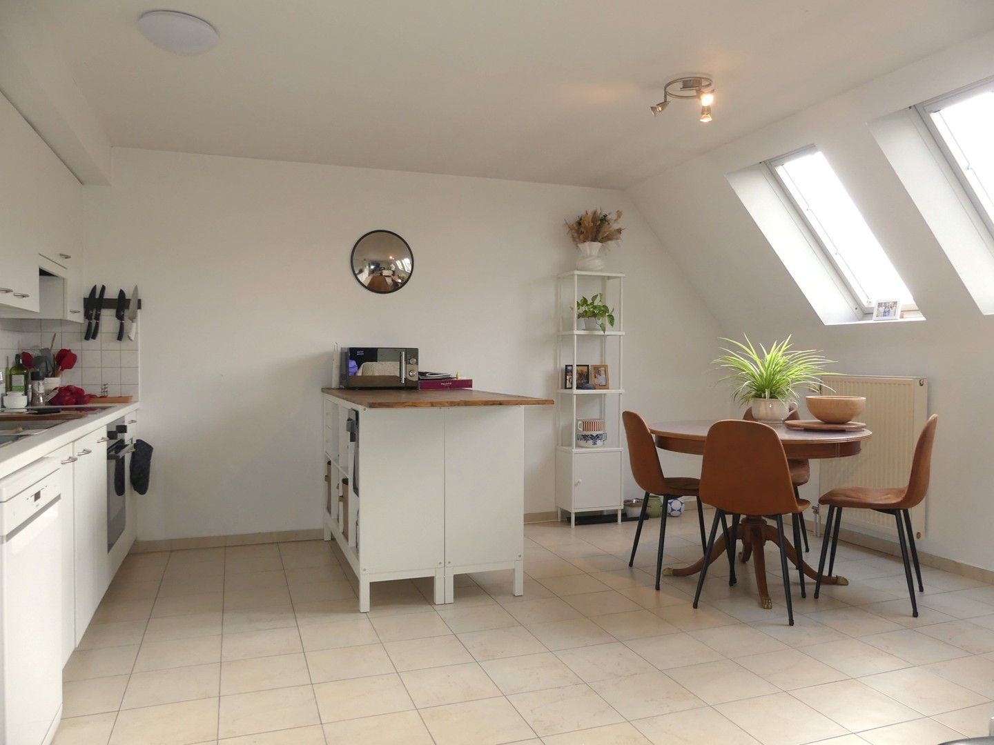 Ruim duplex-appartement, 109 m², met 2 slaapkamers foto 3