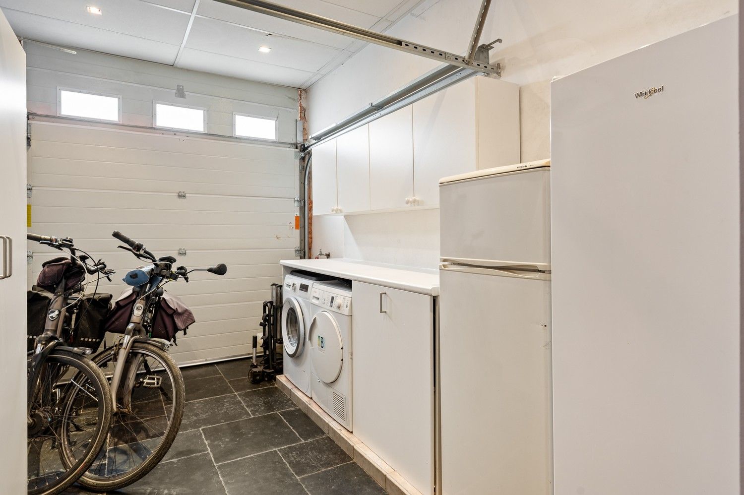 Lichtrijke, goed onderhouden woning met grote tuin nabij centrum Wijnegem foto 11