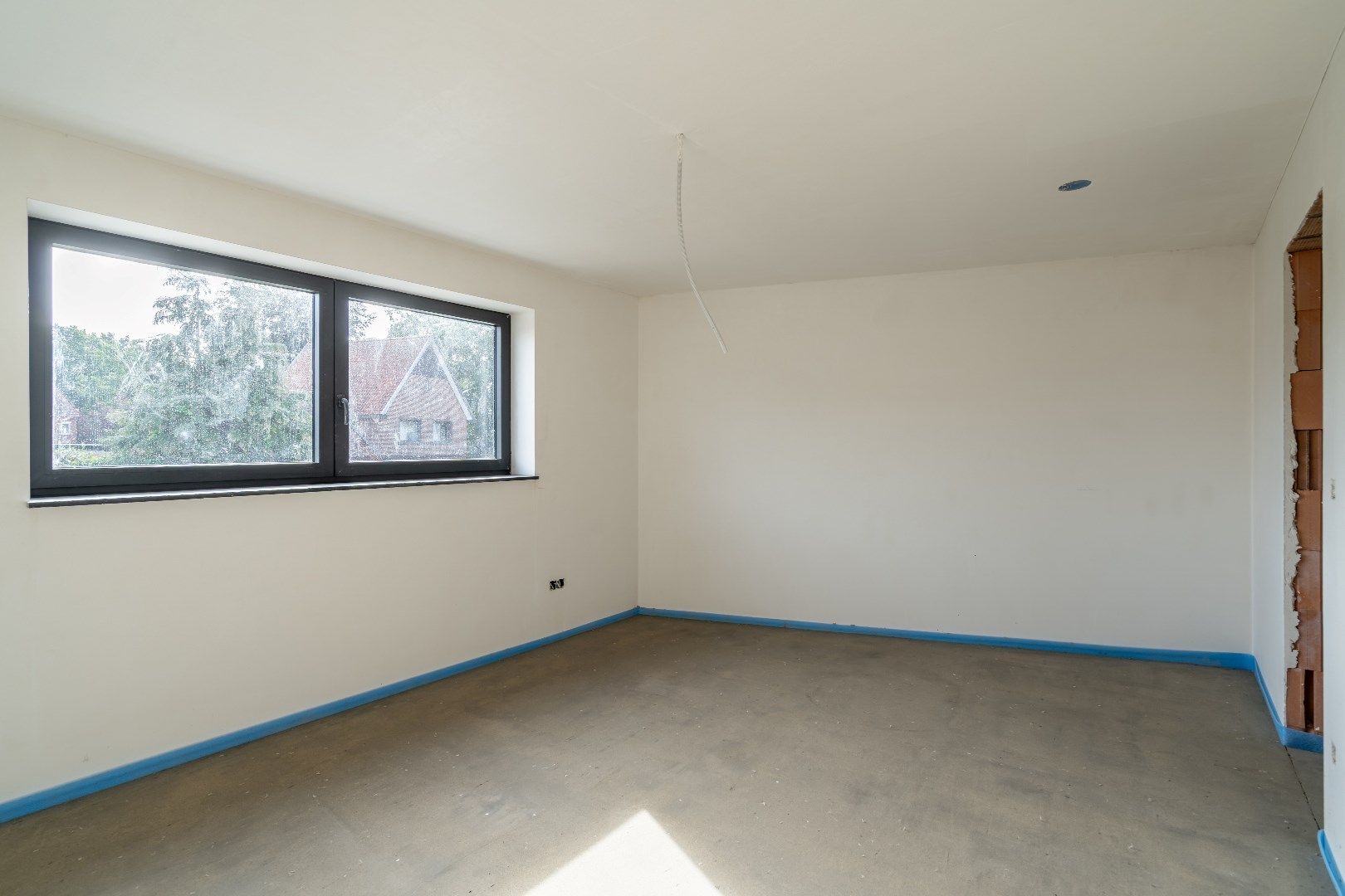 Moderne woning met vier slaapkamers foto 17