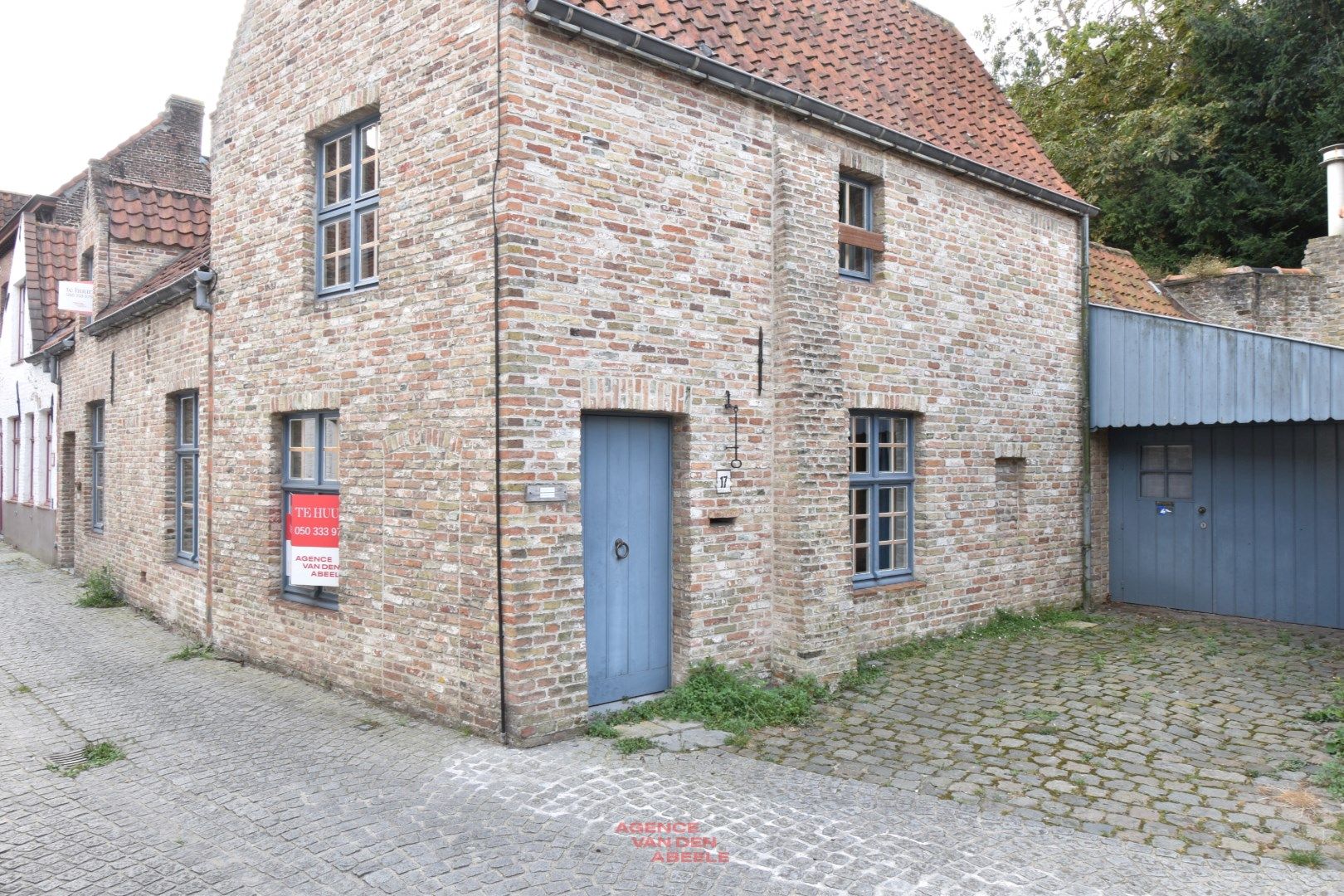 Charmante woning met 2 slaapkamers en garage  foto 2