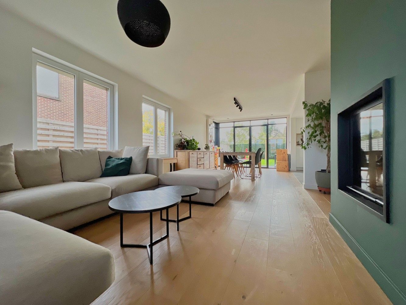 Huis te koop foto {{pictureIndex}}