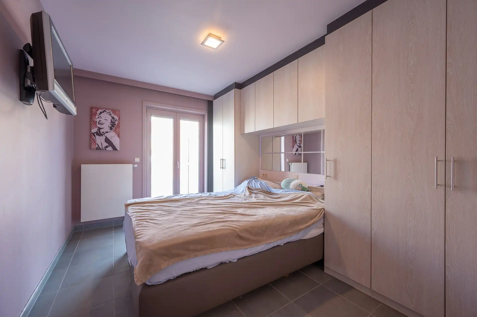 Gemeubeld: gezellig appartement vlakbij de Lippenslaan! foto 10