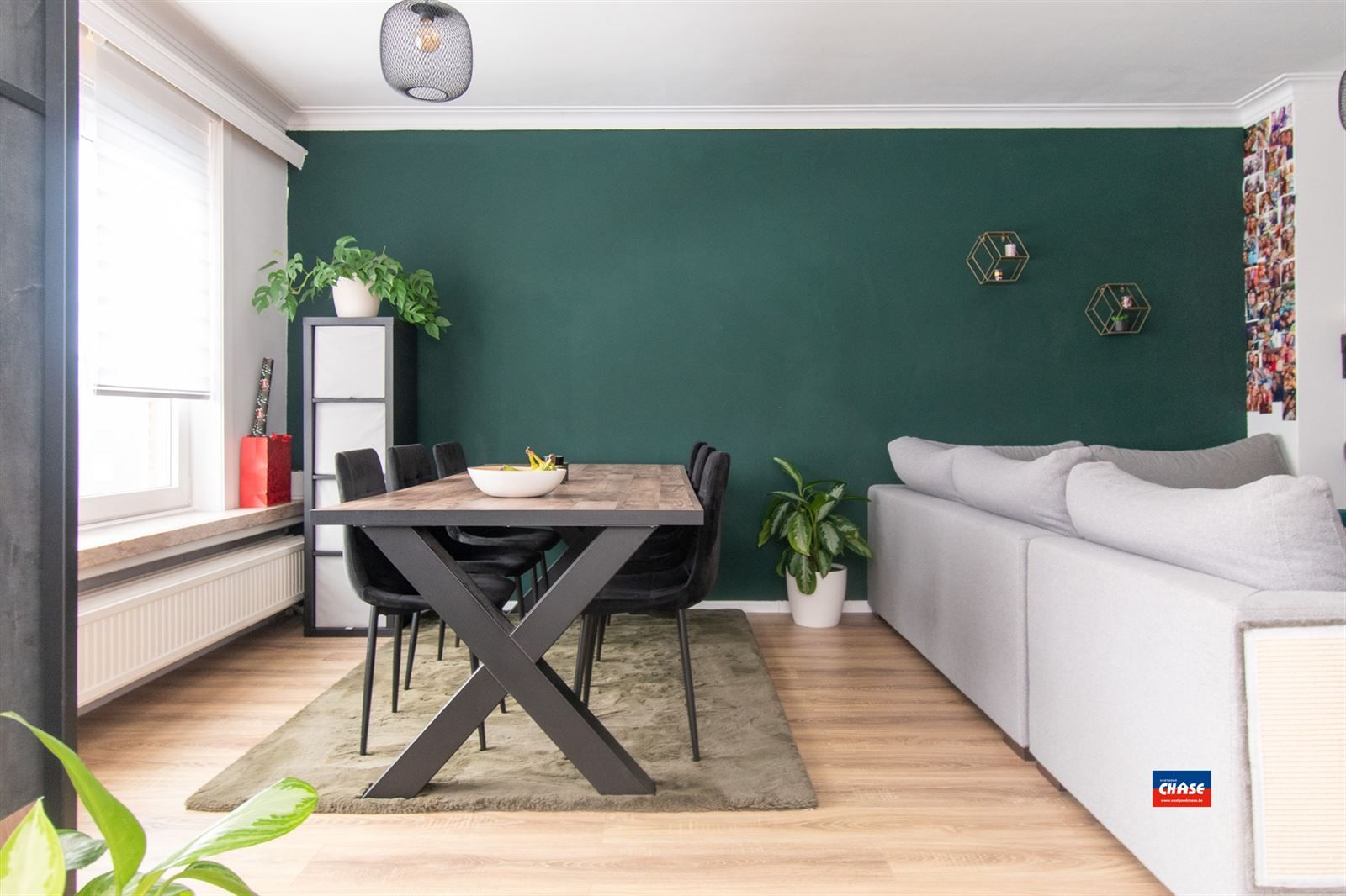 Instapklaar 2-slaapkamer appartement met terras foto 2