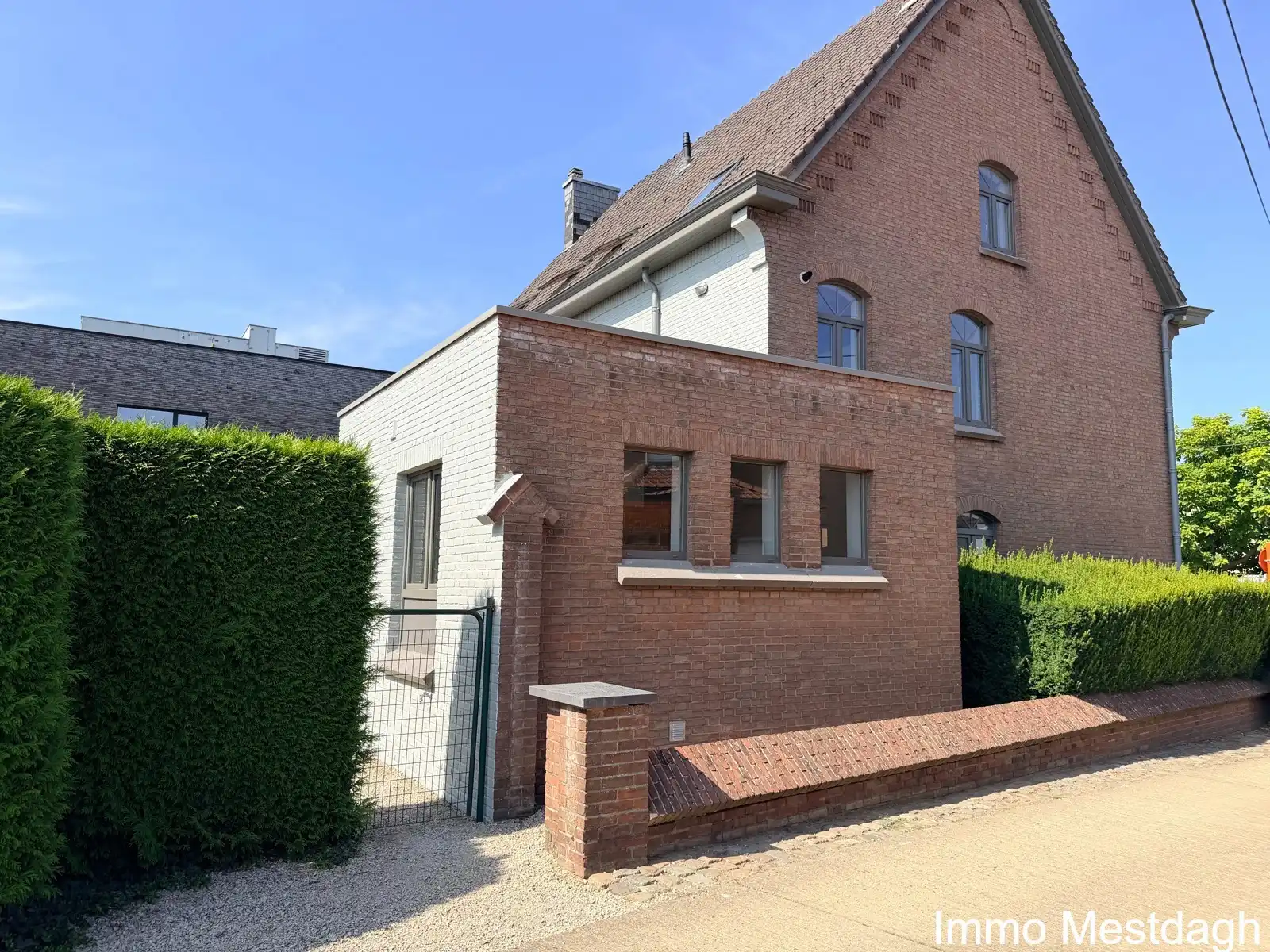 Prachtig gerenoveerd gelijkvloers appartement met terras en tuin in centrum Rummen foto 24