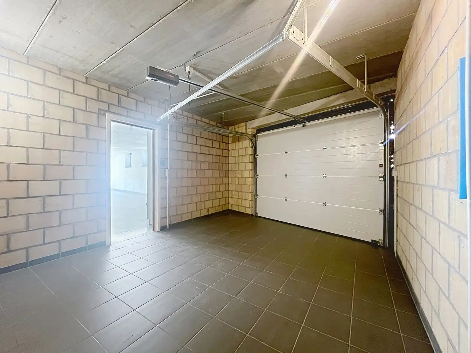 Handelspand te huur nabij het centrum van Tienen foto 13