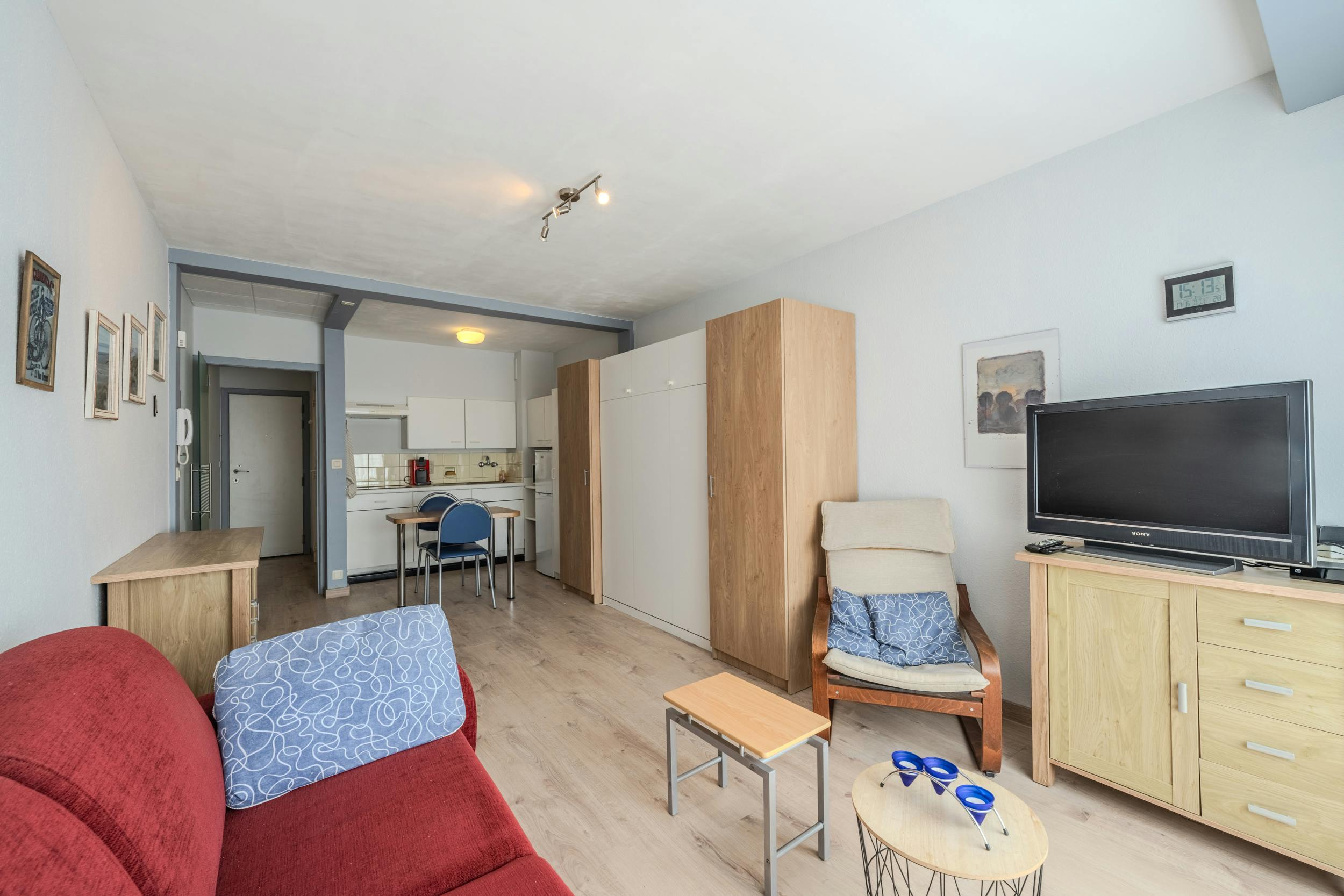 Zonnige studio te huur in het centrum van Middelkerke! foto 9