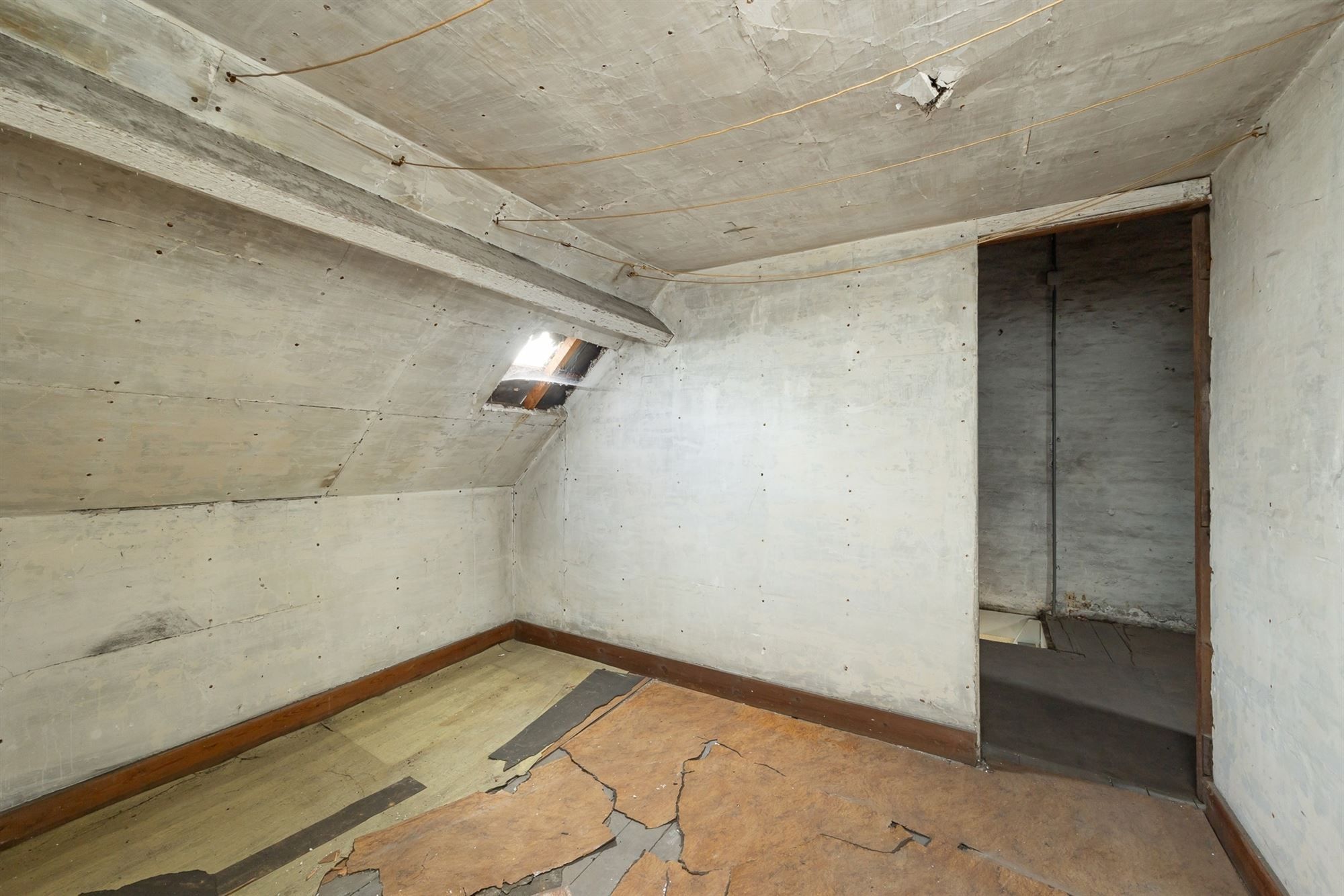 Te renoveren woning met tuin in Heist-op-den-Berg foto 12