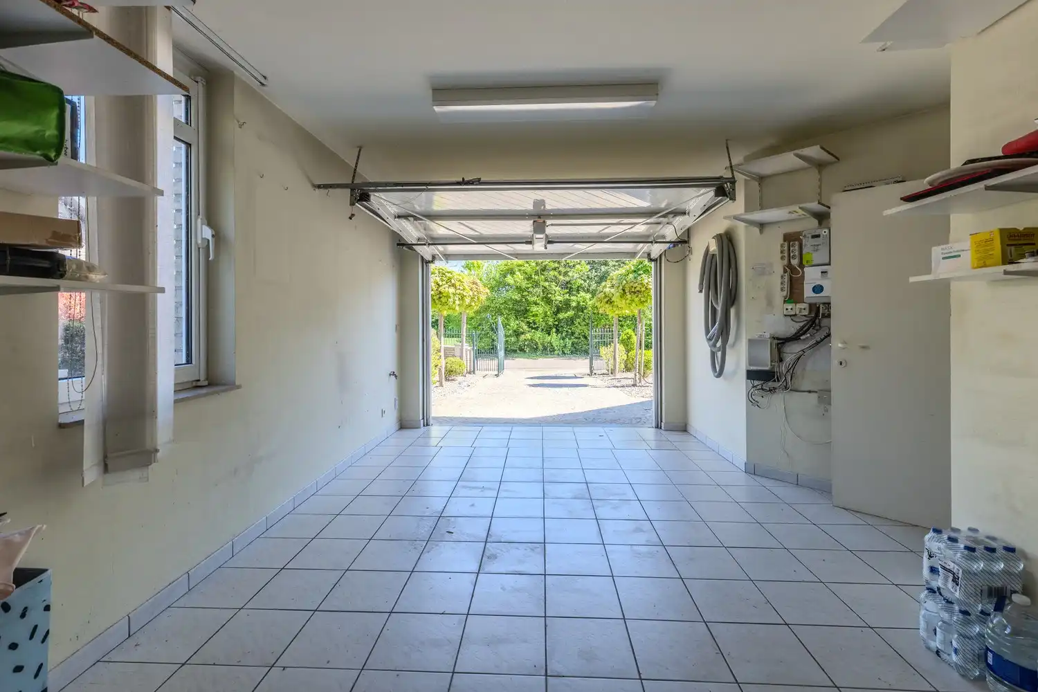 Ruime, instapklare vrijstaande woning met 5 slaapkamers en 3 badkamers in het gezellige Neerharen! foto 35