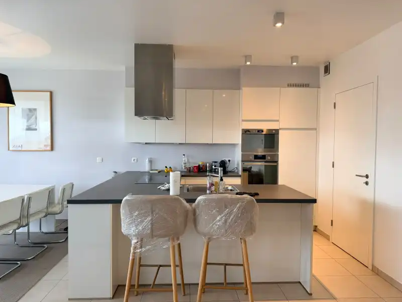 Luxueus 2-slaapkamer appartement met ruim uitzicht! foto 3