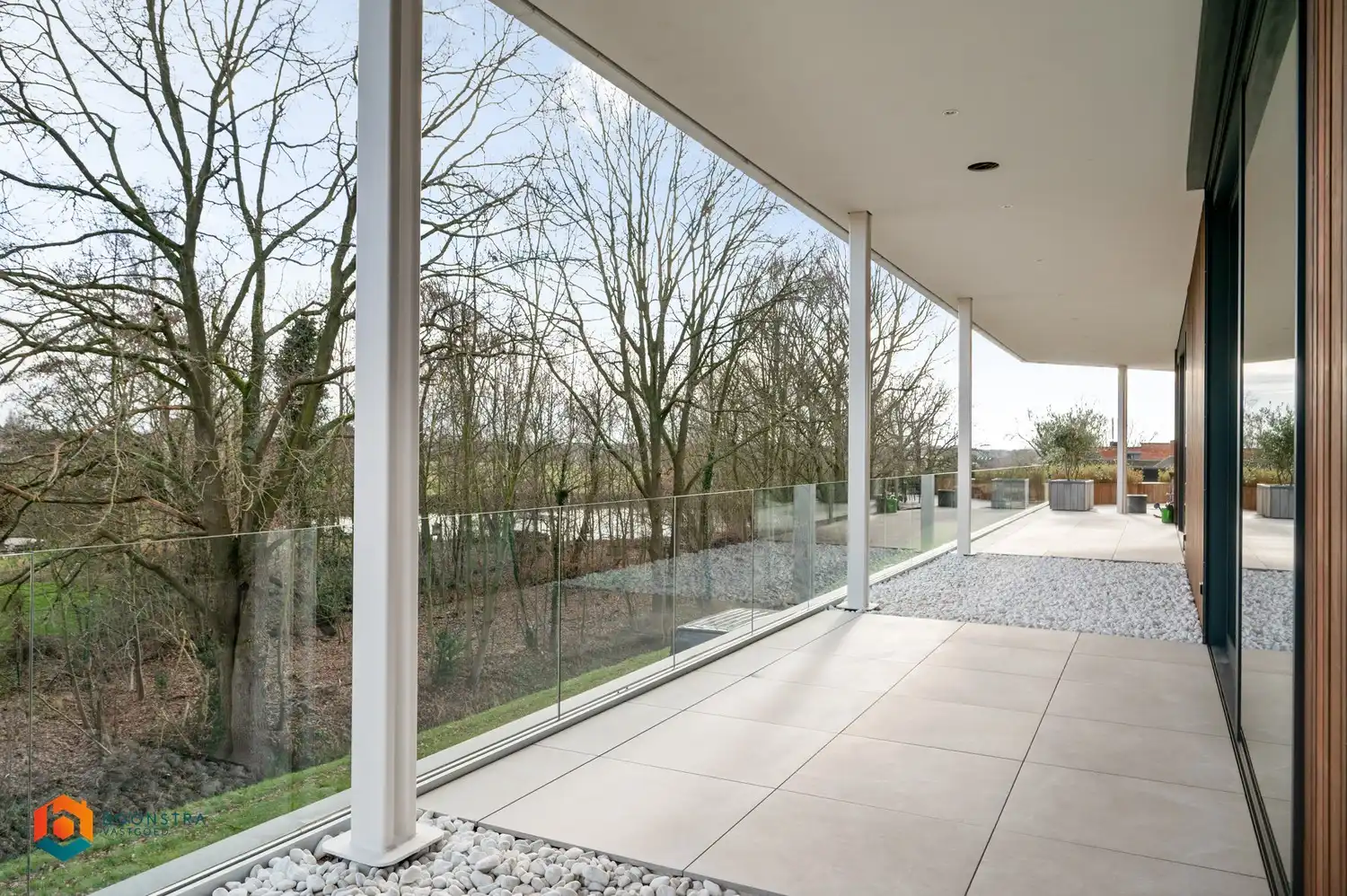 Exclusieve penthouse met 5 slpkrs, riant terras en ruime garage foto 16