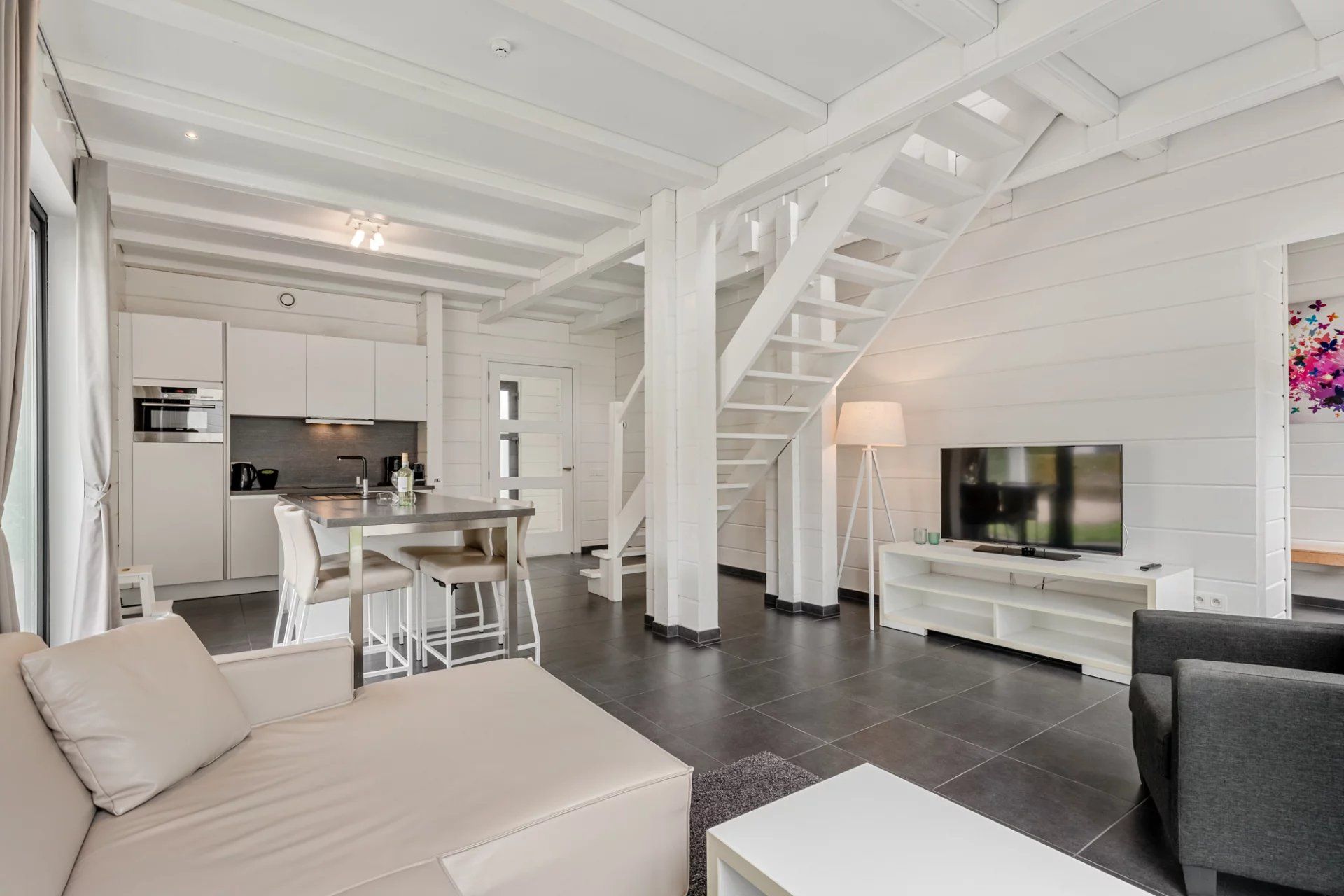 Luxe 4-persoonsvilla met sauna & jacuzzi – zorgeloze investering tot 2034! foto 8