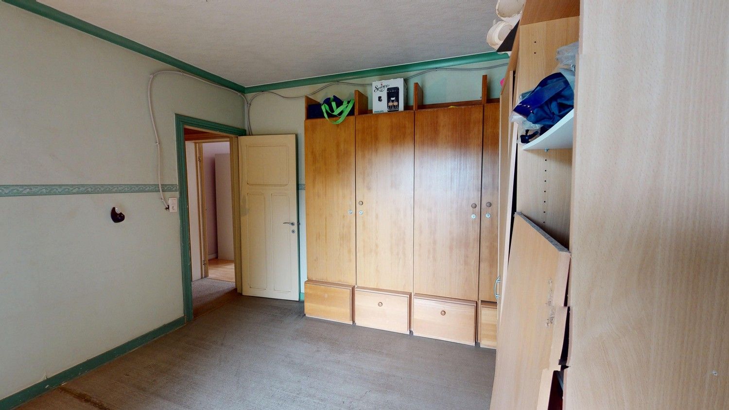 Ruime woning met 4 slaapkamers! foto 13