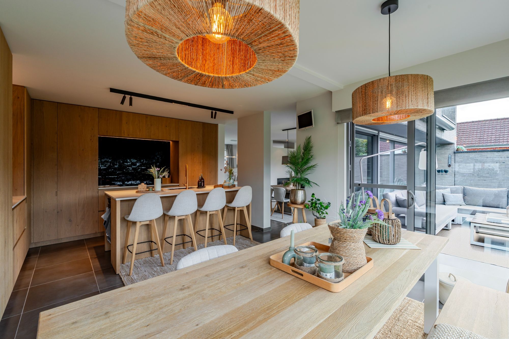 BEZOEKMOMENT ZATERDAG 30/08 VAN 11U TOT 13U | Eigentijdse high end villa met tuin, ruim terras & dubbele garage foto 9