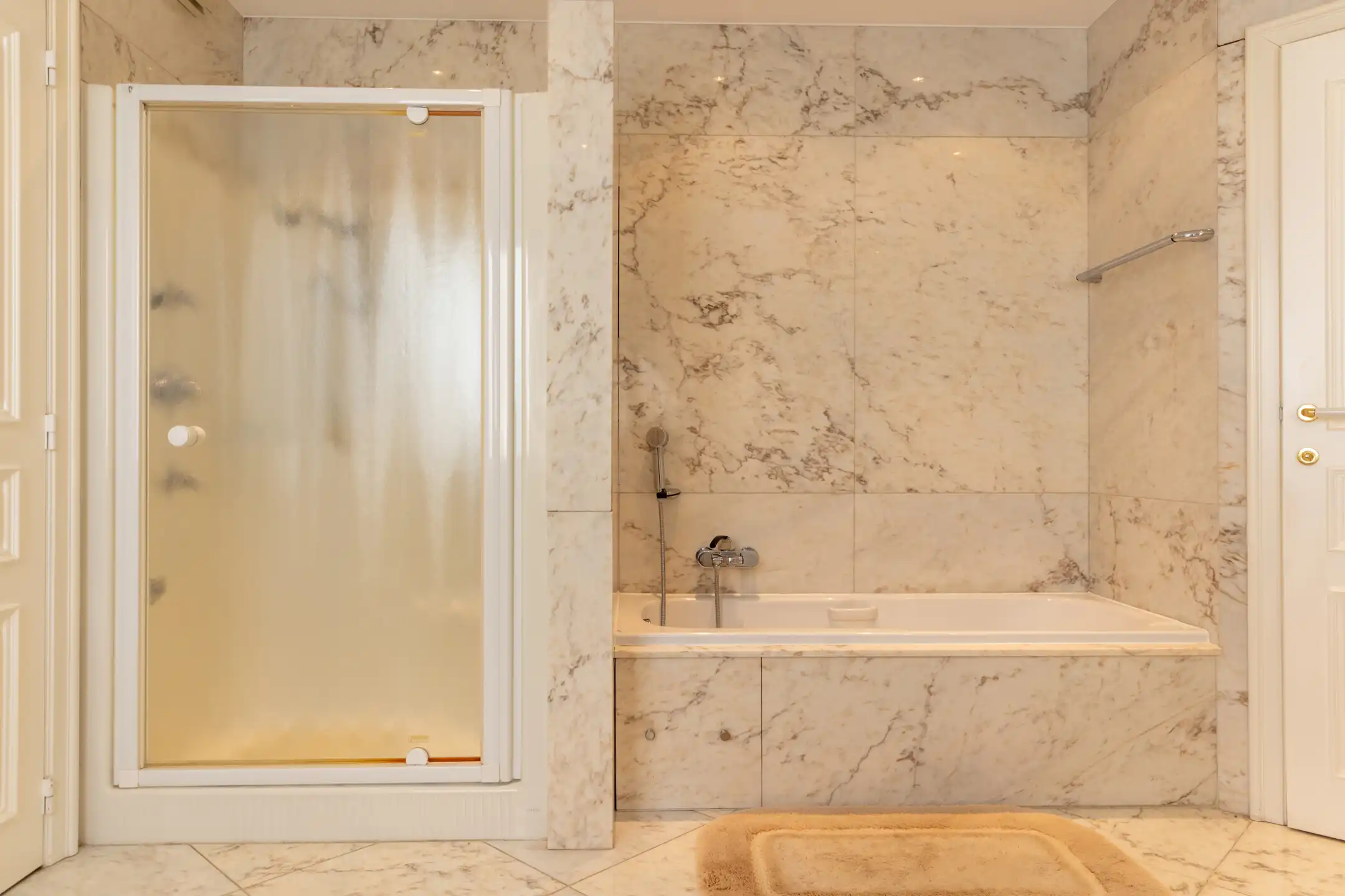 Exclusieve villa met een uniek uitzicht op het Mannenwiel foto 12