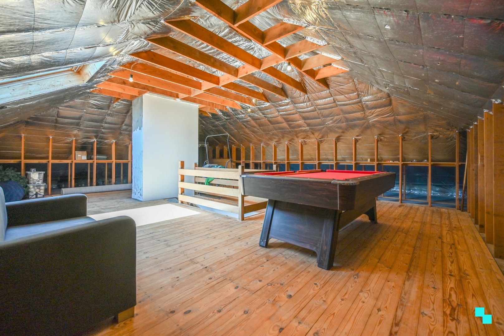 Alleenstaande woning met inpandige garage te Izegem foto 21