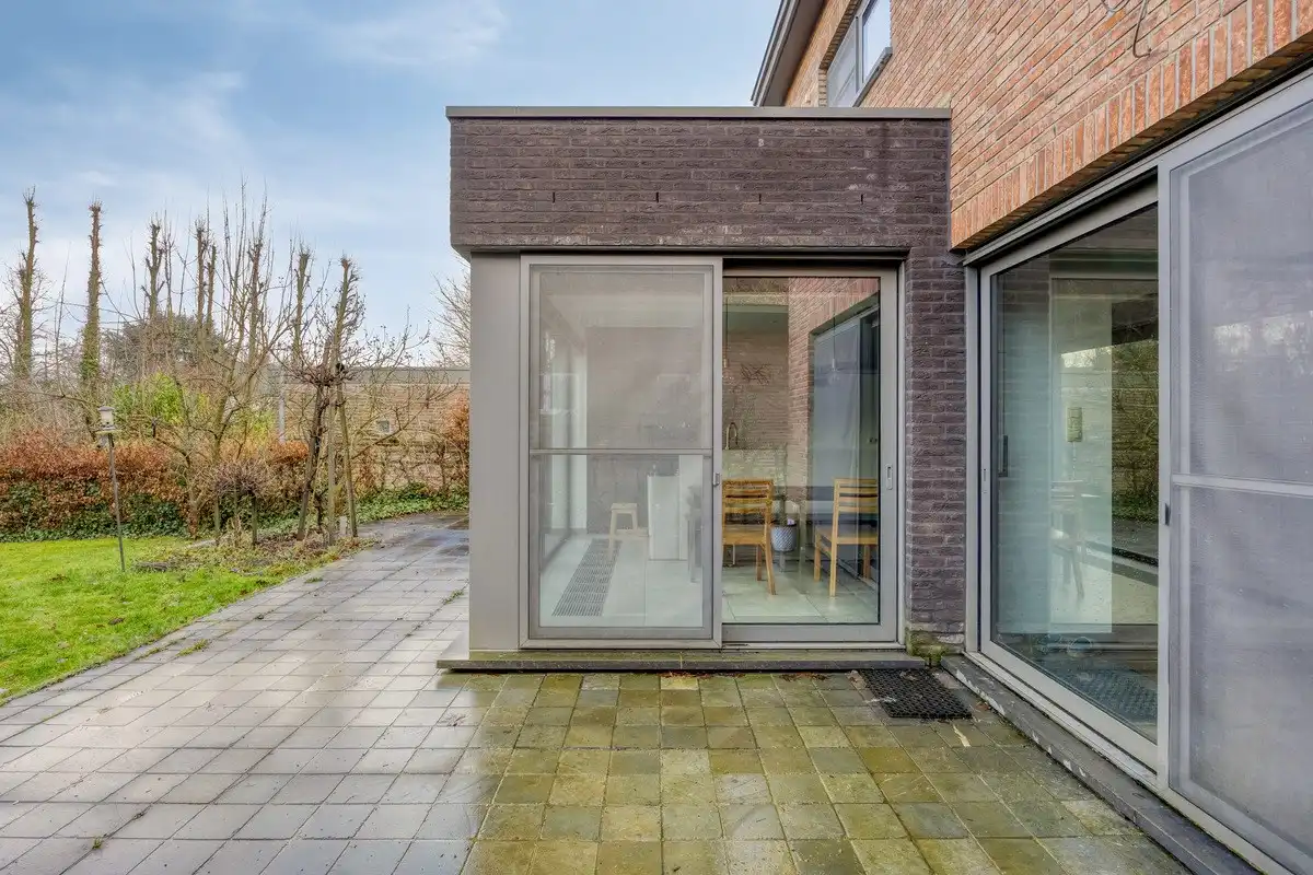 Ruime gerenoveerde villa met 5 slaapkamers en 2 badkamers, tuin en garage in Kessel-Lo, EPC-waarde 285 kWh/m²  foto 31