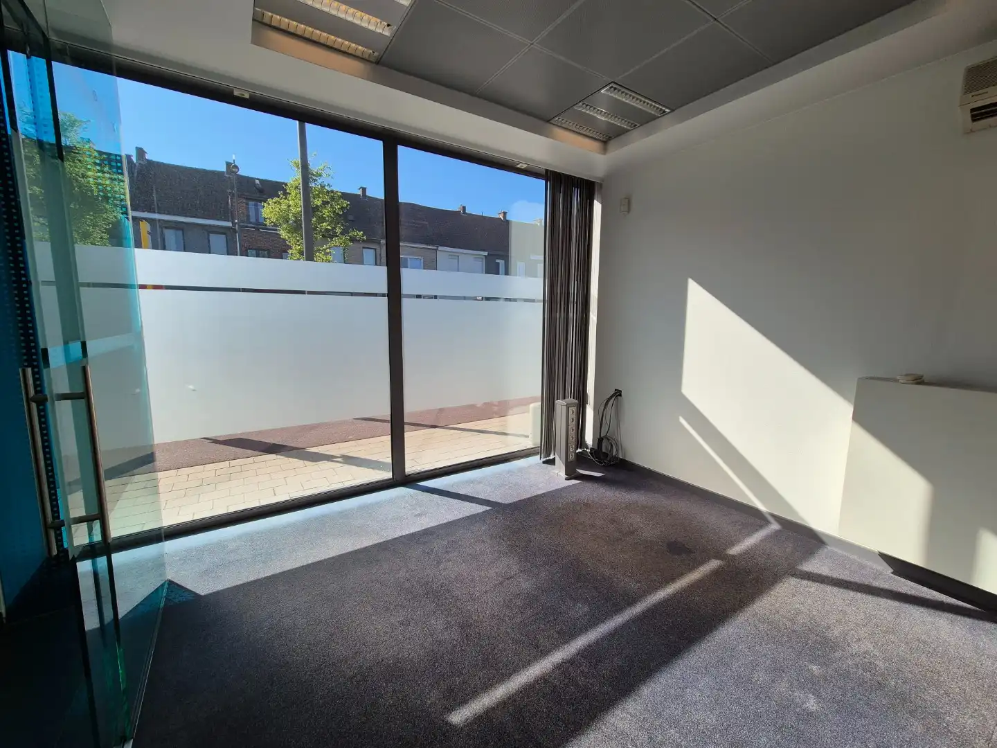 Handelspand op zichtlocatie te Roeselare foto 3