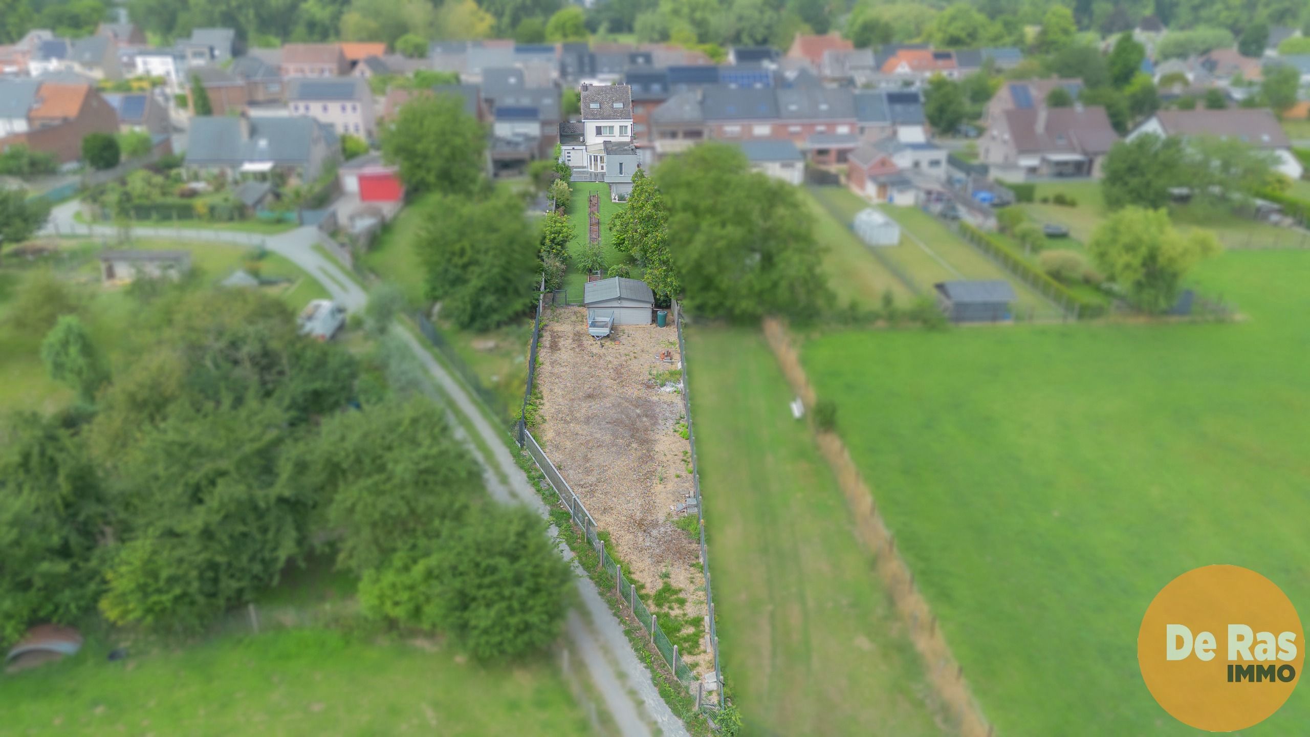  ERONDEGEM- Instapklare woning met grote tuin  foto 30