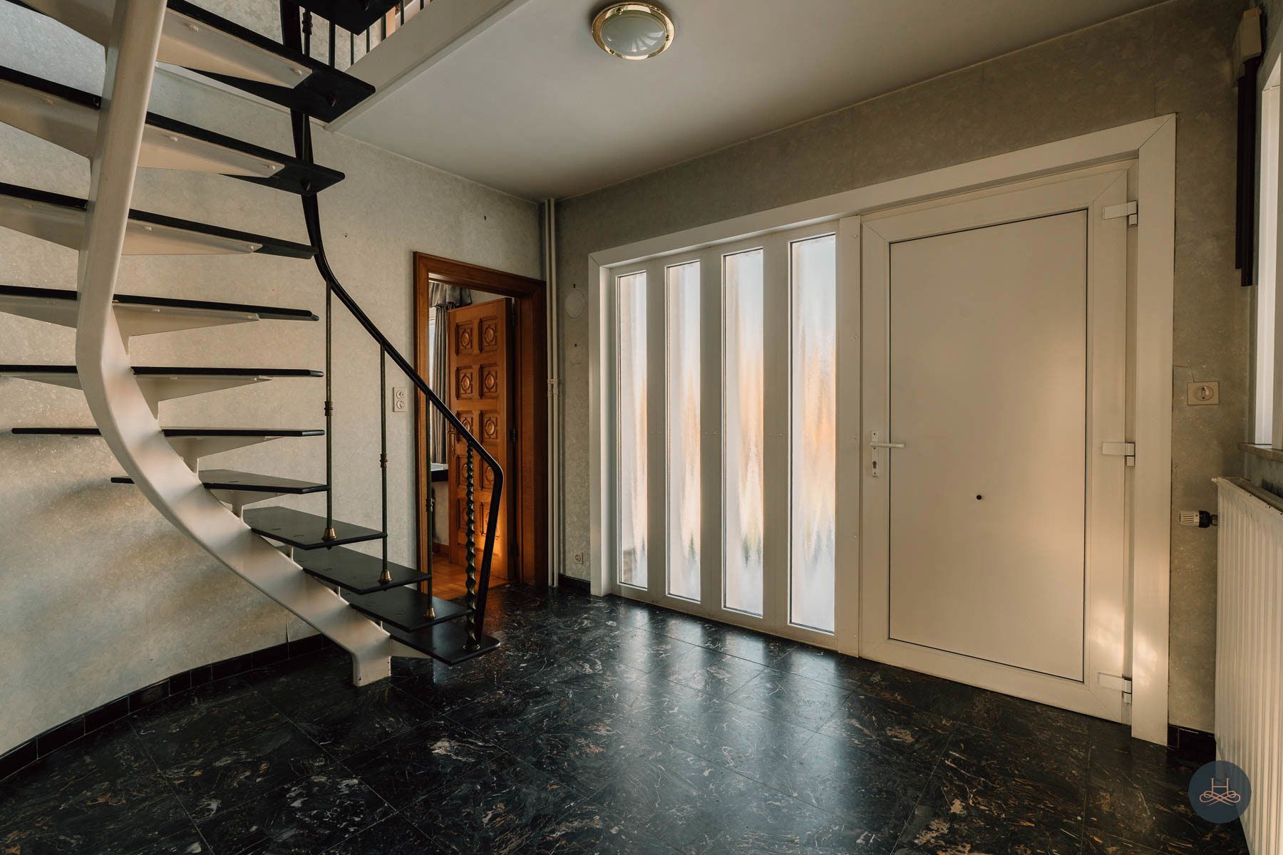 Prachtige karaktervolle authentieke villa met aangename tuin foto 2