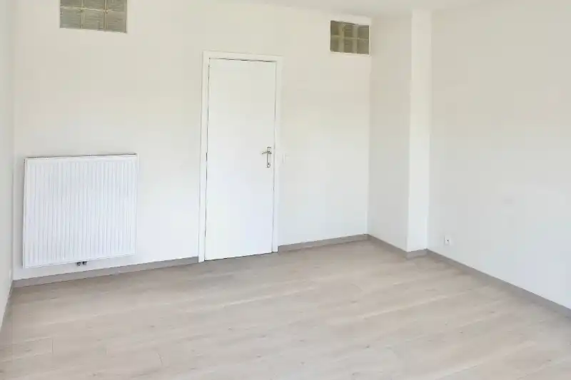 Gerenoveerd appartement met zicht op de Dijle. foto 10