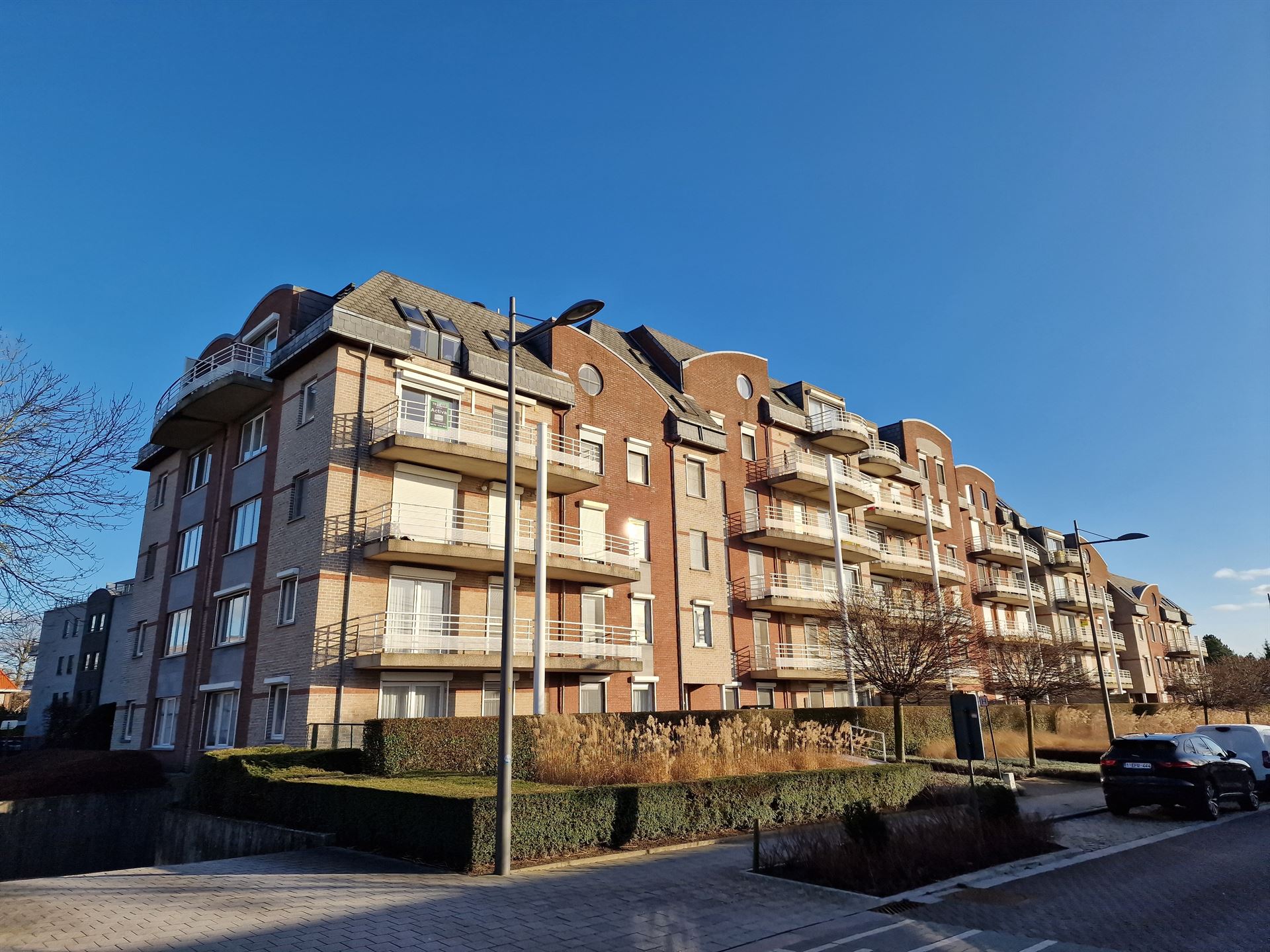 Appartement foto {{pictureIndex}}