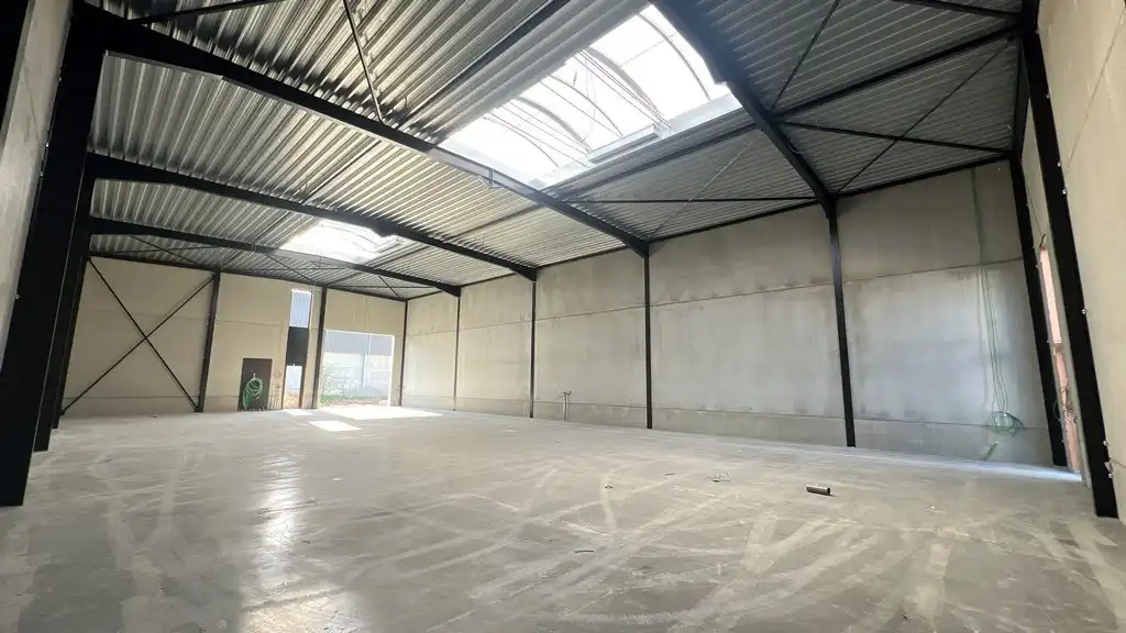 Nieuwbouw opslagruimte te huur in kmo-park Schipdonk te Deinze foto 5