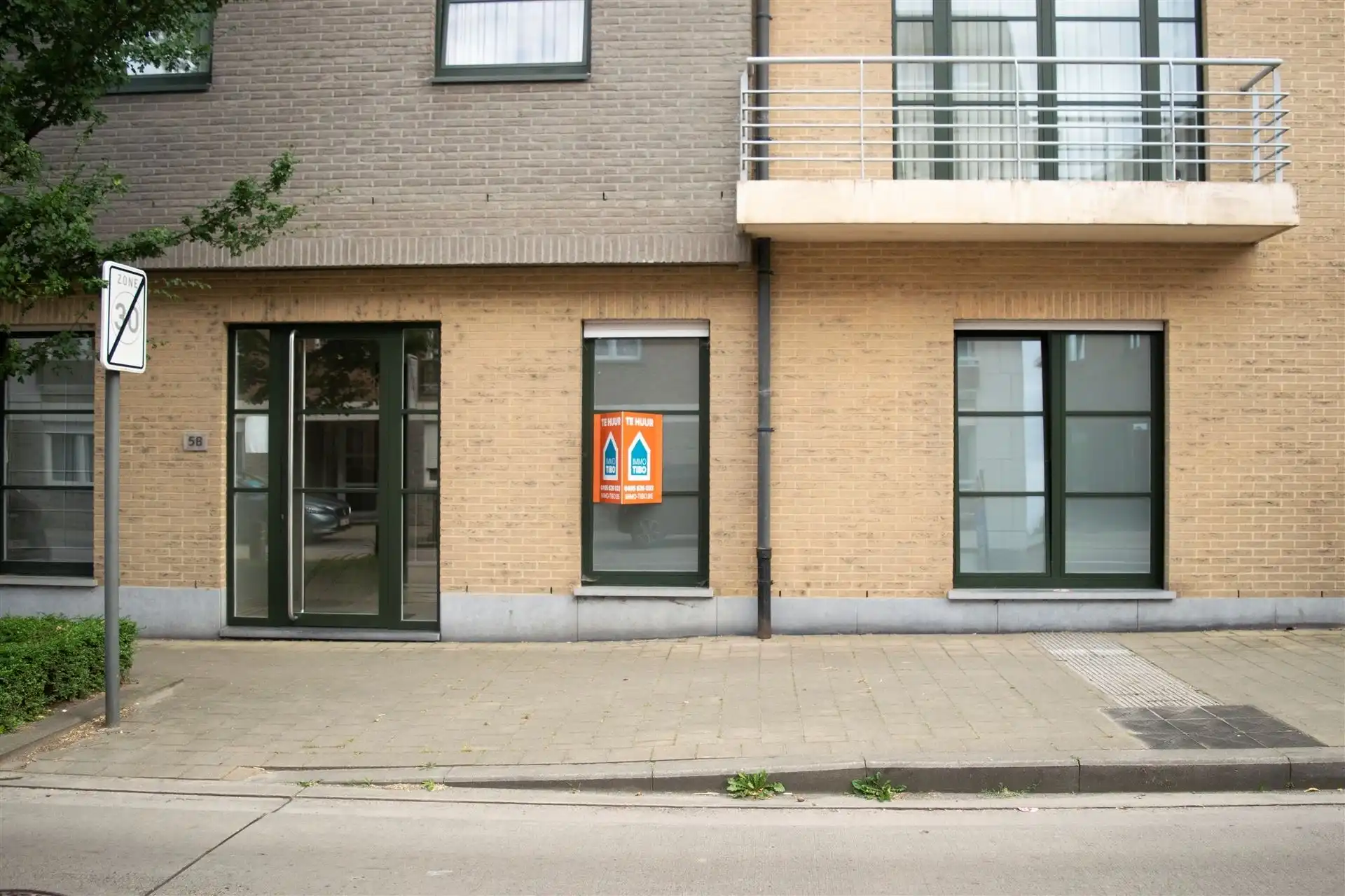 Gelijkvloers appartement met tuin foto 19