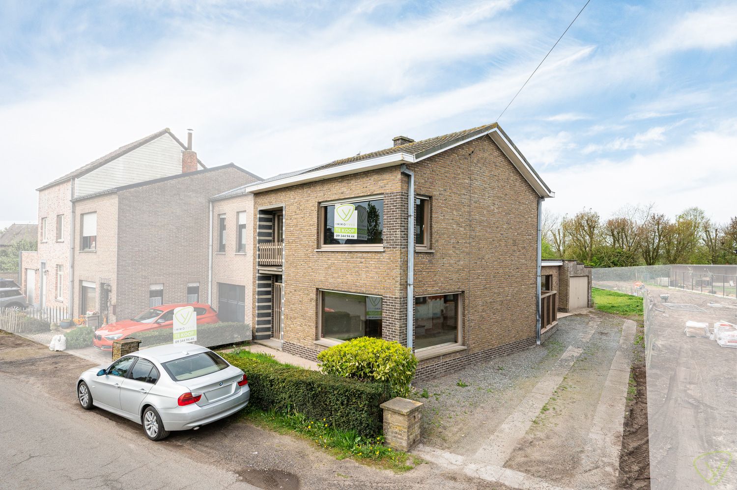 Verrassend ruime te renoveren woning te Oosteeklo! foto 24