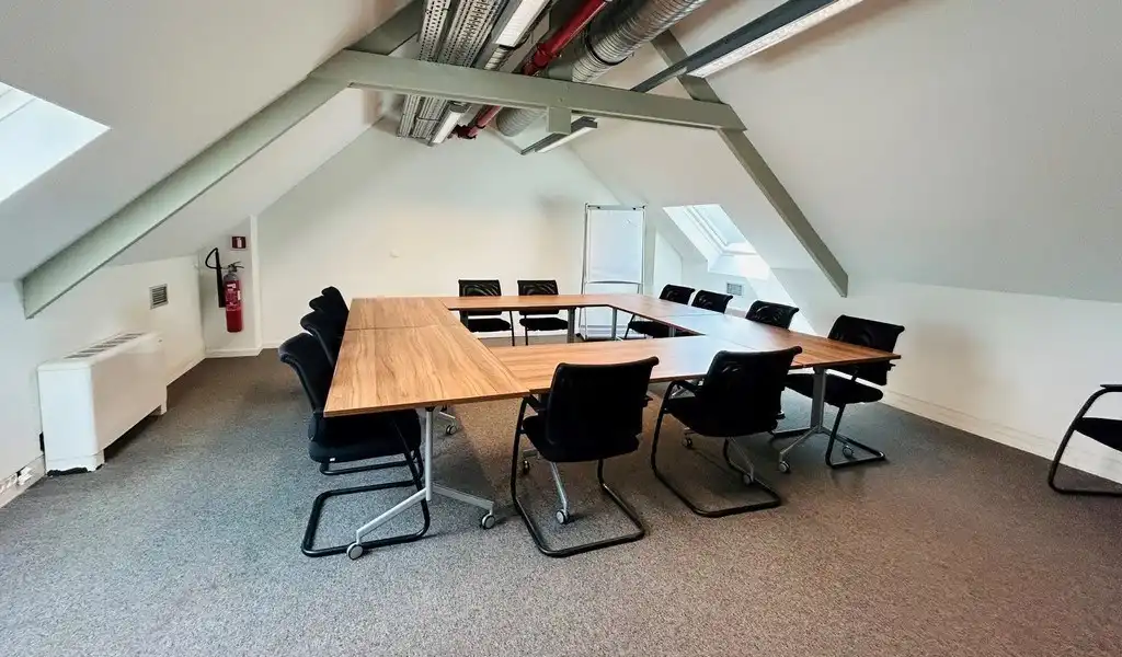 Gemeubelde kantoren in Axxes Business Center in Merelbeke foto 4