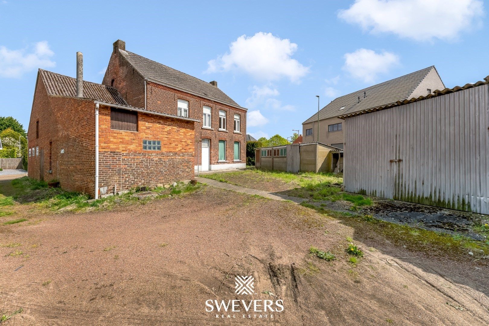 Statige herenwoning van 279 m² met 4 slaapkamers en tuin met boomgaard foto 28