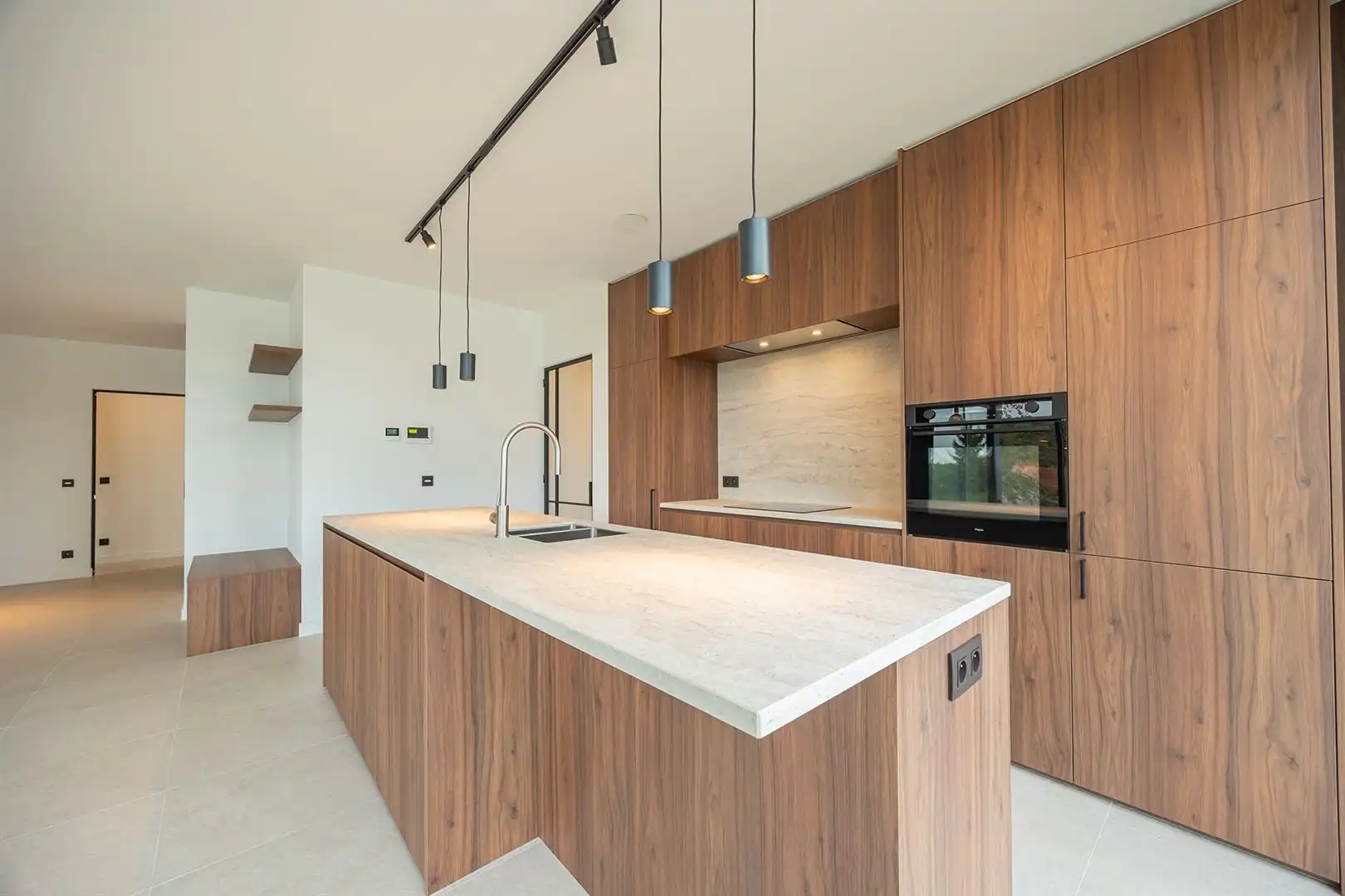 Exclusief penthouse met luxe afwerking en wijds uitzicht. foto 5