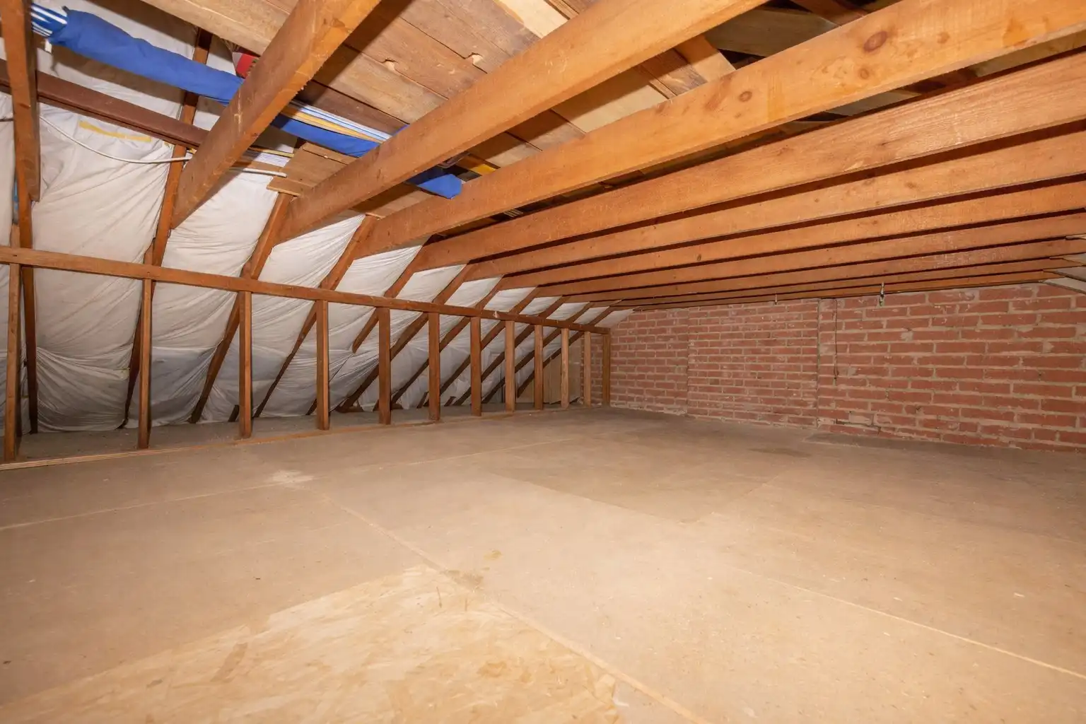 RUIME HALF OPEN BEBOUWING OP 312 m² | GARAGE |  TUIN foto 15