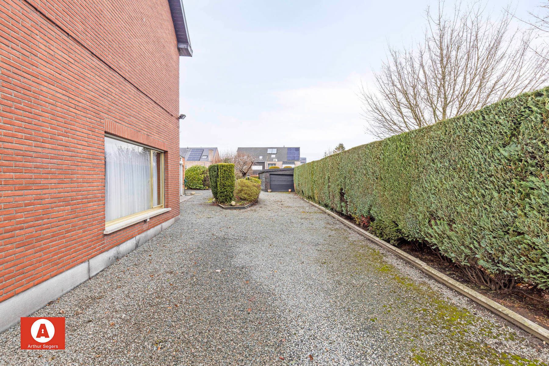 Te renoveren woning nabij centrum Breendonk foto 24