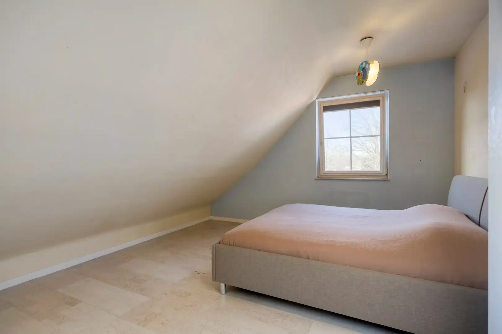 Verzorgde ruime en energetische woning met 4/5 slpks en praktisch bijgebouw ! foto 16