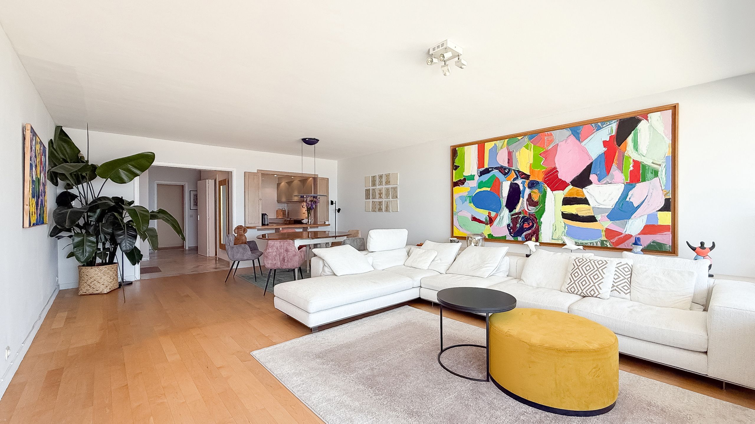 Appartement met frontaal zeezicht op de Zeedijk in het Zoute foto 6