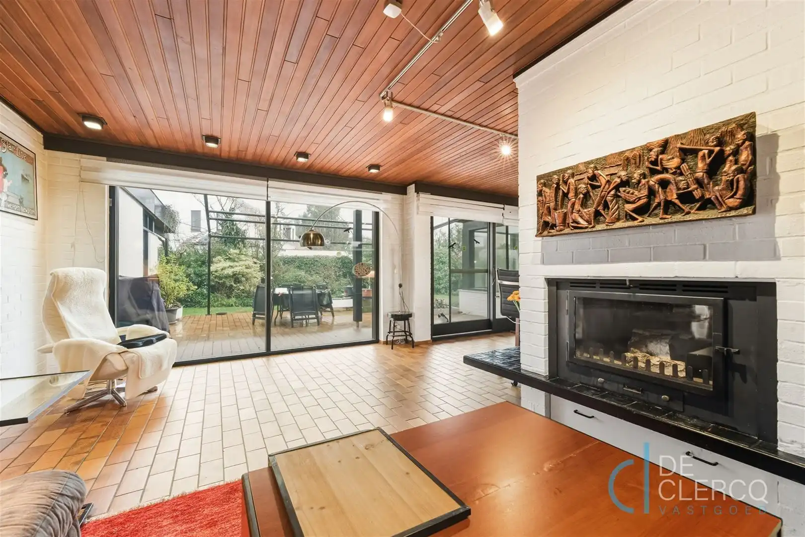 Ruime bungalow met grote tuin te koop in groene omgeving! foto 4