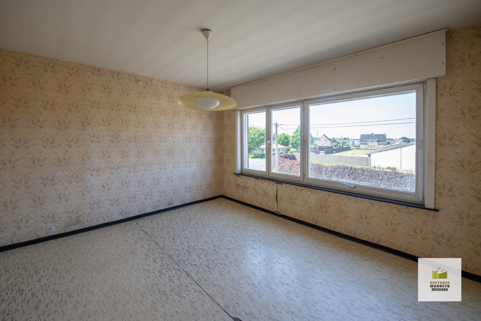 Te renoveren woning met landelijk vergezicht en bijgebouw op toplocatie te Wingene foto 16