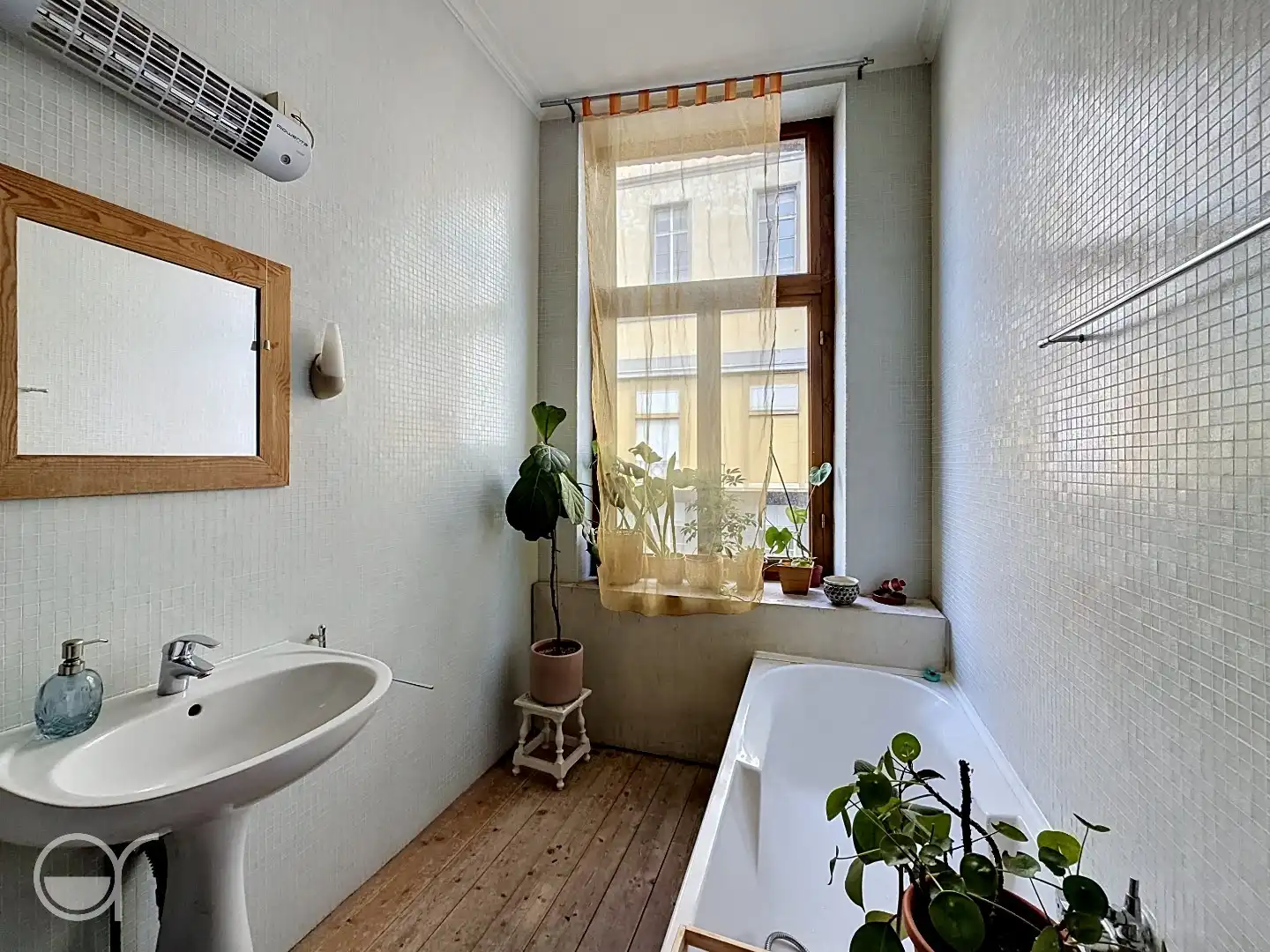 Gezellige woning gelegen aan de Ketelvaart te Gent foto 8