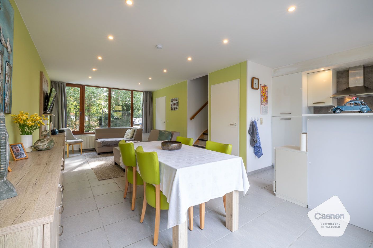 Knappe vakantiewoning vlak bij zee foto {{pictureIndex}}