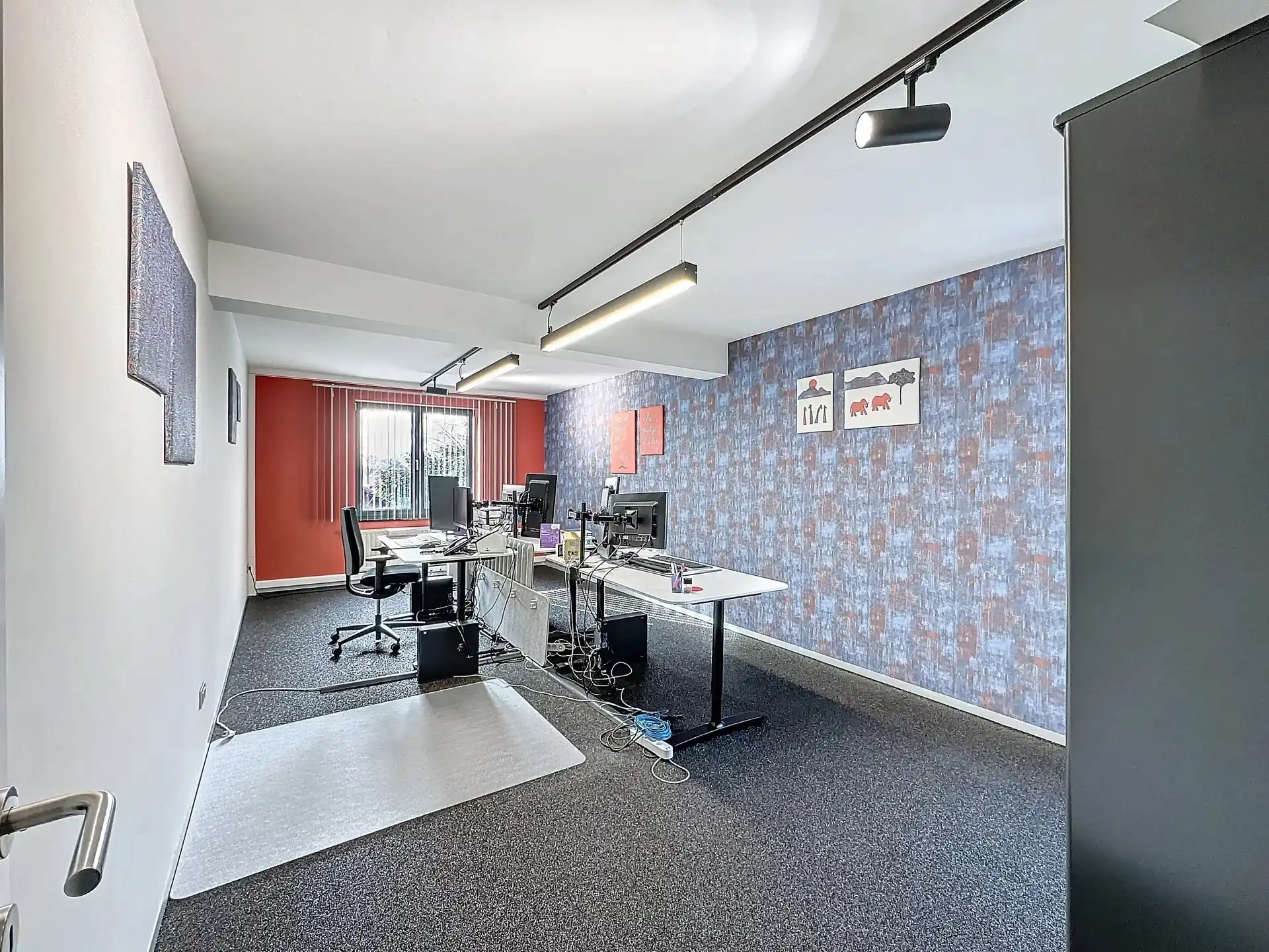 Unieke moderne woning met een dubbele bestemming op een perceel van 29a24ca. foto 25