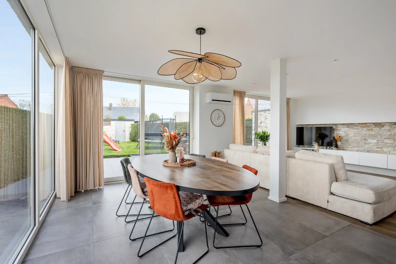 ENERGIEZUINIGE OP-EN-TOP AFGEWERKTE WONING IN TER HAND (GELUWE)  foto 6