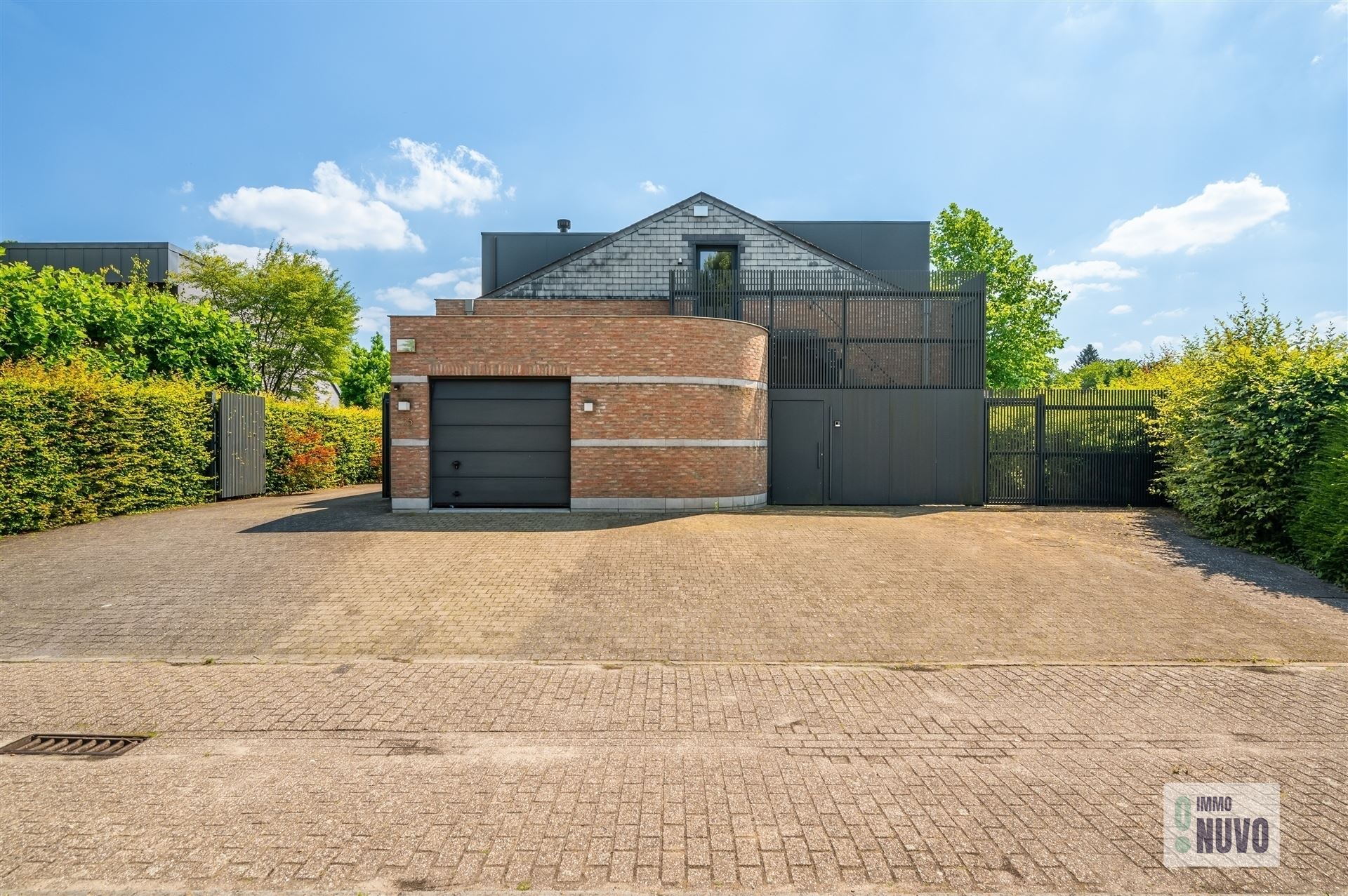 Hedendaagse kangoeroe-woning te Aalst foto 37