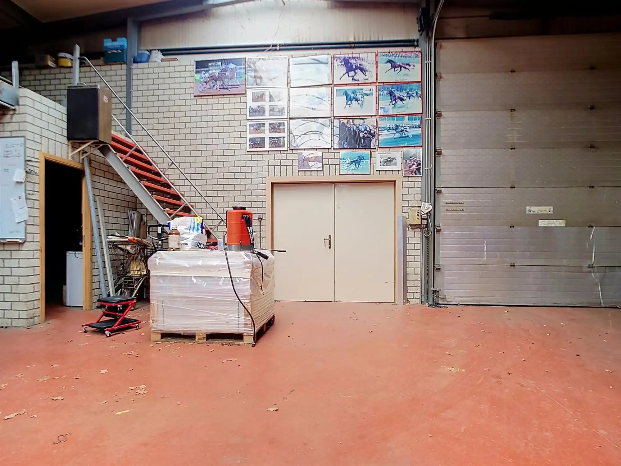 Veelzijdig bedrijfspand met toonzaal en atelier te huur in Heist-op-den-Berg foto 12